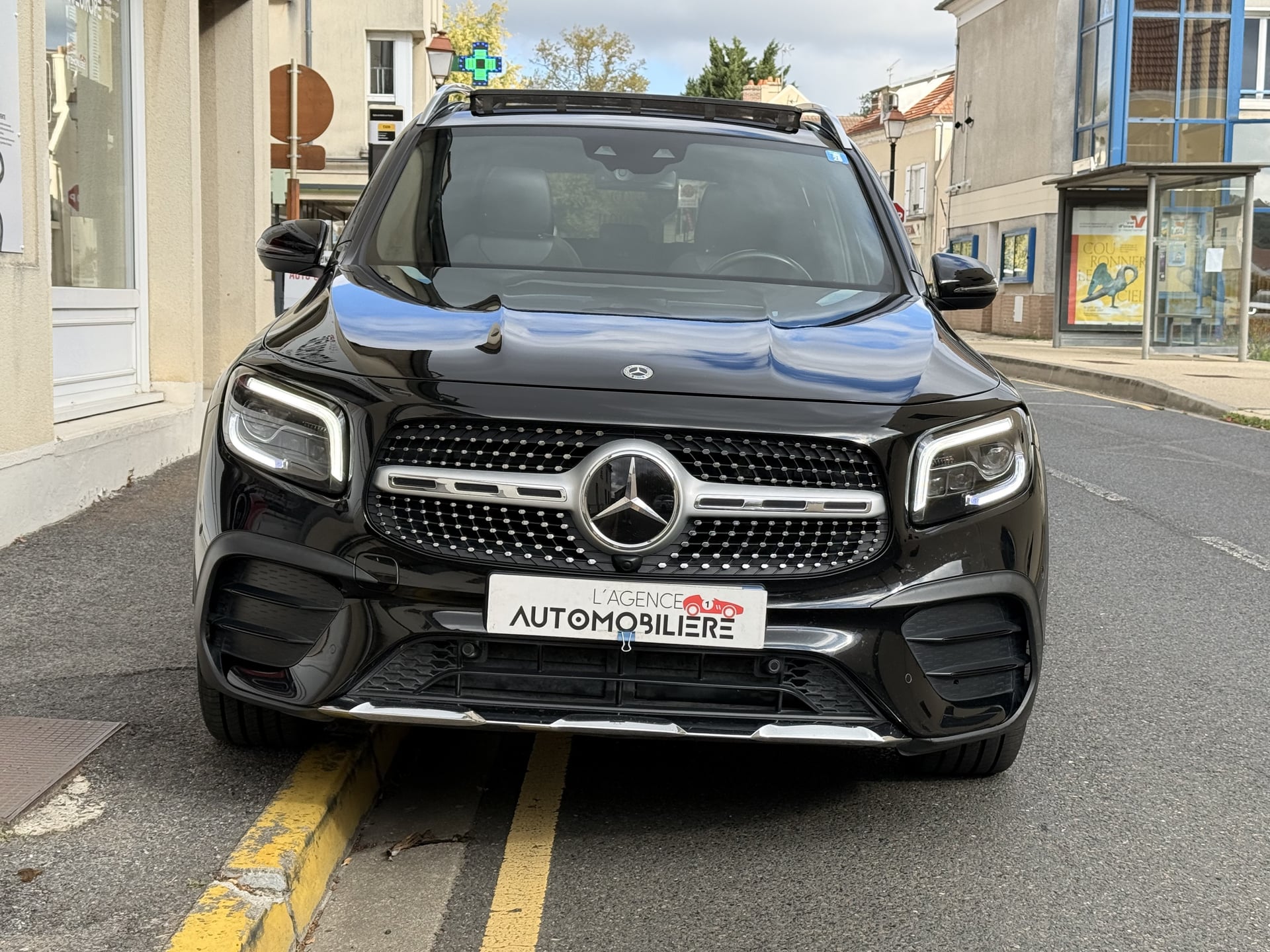 Mercedes-Benz GLB 200d AMG LINE 1ÈRE MAIN ENTRETIEN MERCEDES+OPTIONS! — 2