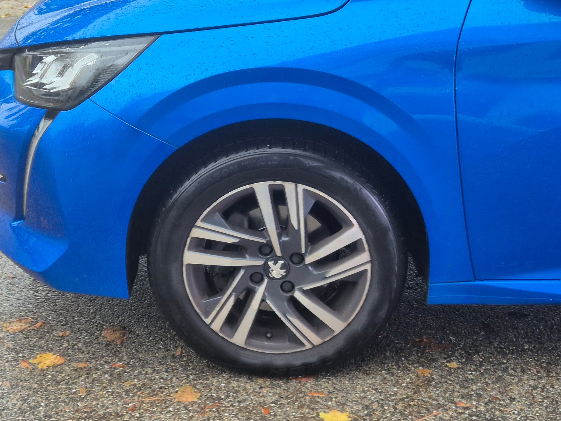 Peugeot 208 1.5 Blue HDi 100 ACTIVE PACK — 20