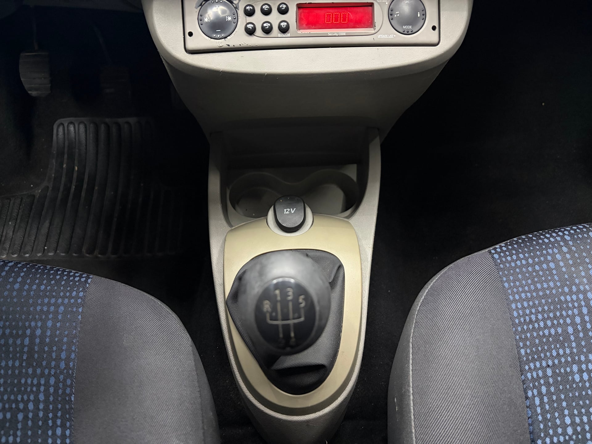 Renault Twingo 1.2 60 ECO2 AUTHENTIQUE — 14