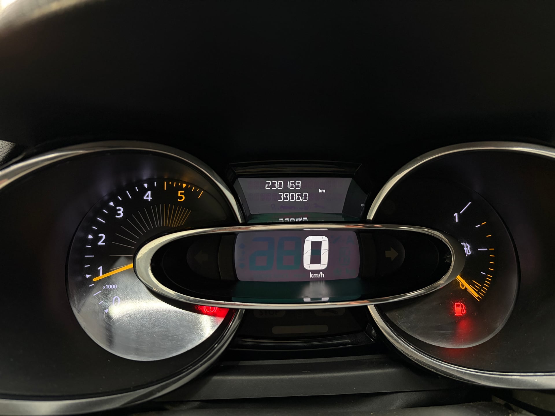 Renault Clio 1.5DCI ENERGY ECO2 DYNAMIQUE — 21