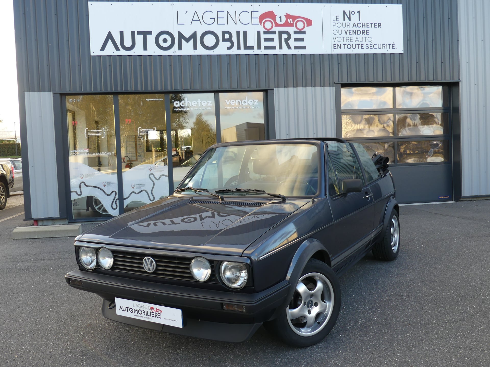 Volkswagen Golf Cabriolet 1.8 90 cv Sportline