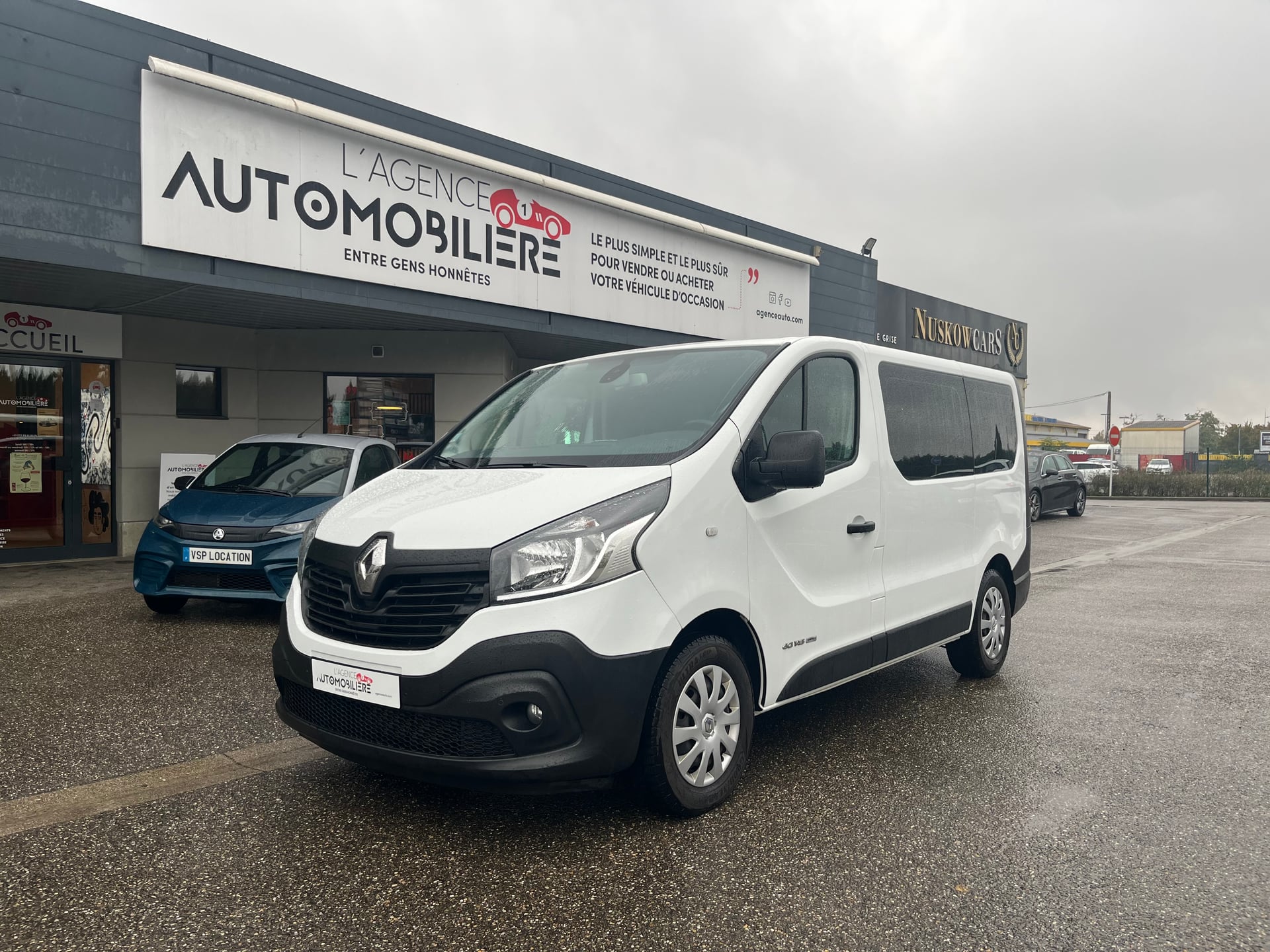 Renault Trafic  1.6 dCi 145ch energy Intens 8 places
