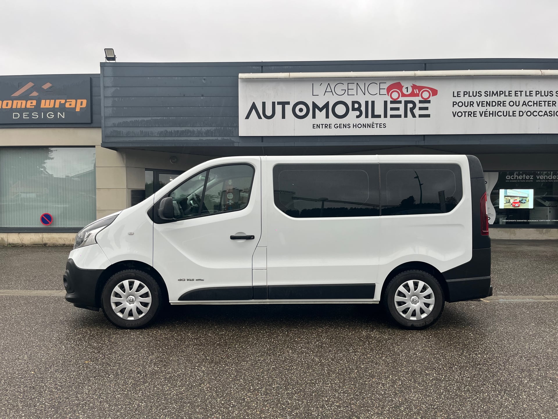 Renault Trafic 1.6 dCi 145ch energy Intens 8 places — 2