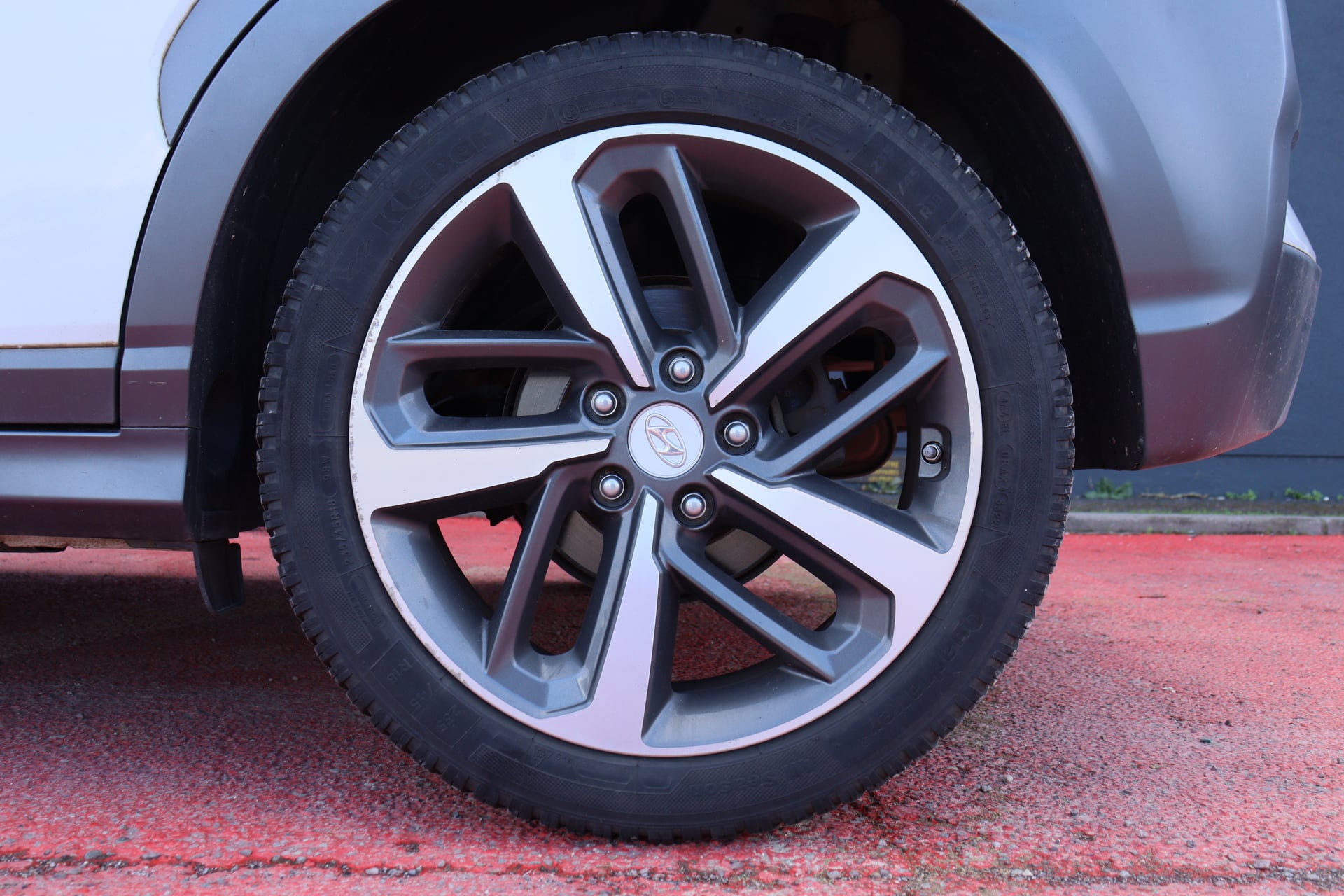 Hyundai KONA 1.0 T-GDi 120 Executive 2WD (Caméra, Carplay...) — 36