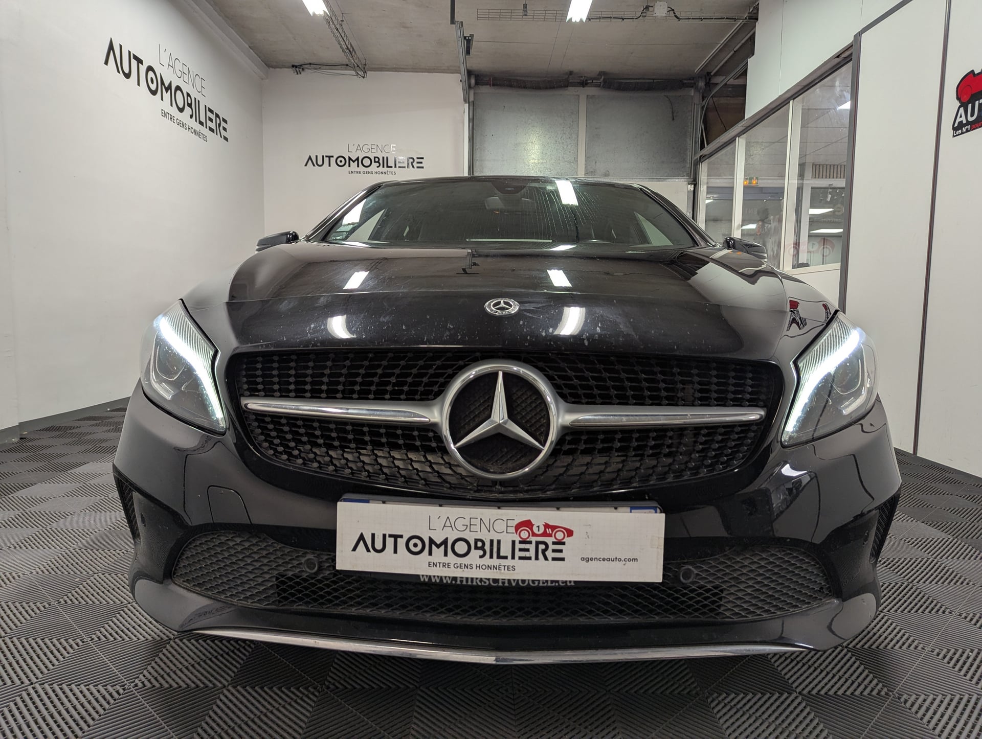 Mercedes-Benz Classe A III (2) 180 SENSATION — 2