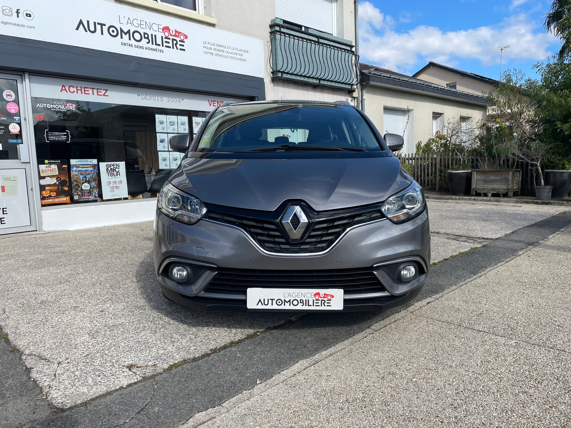 Renault Grand Scenic 1.5 dCi 110ch Energy Business 7 places — 2