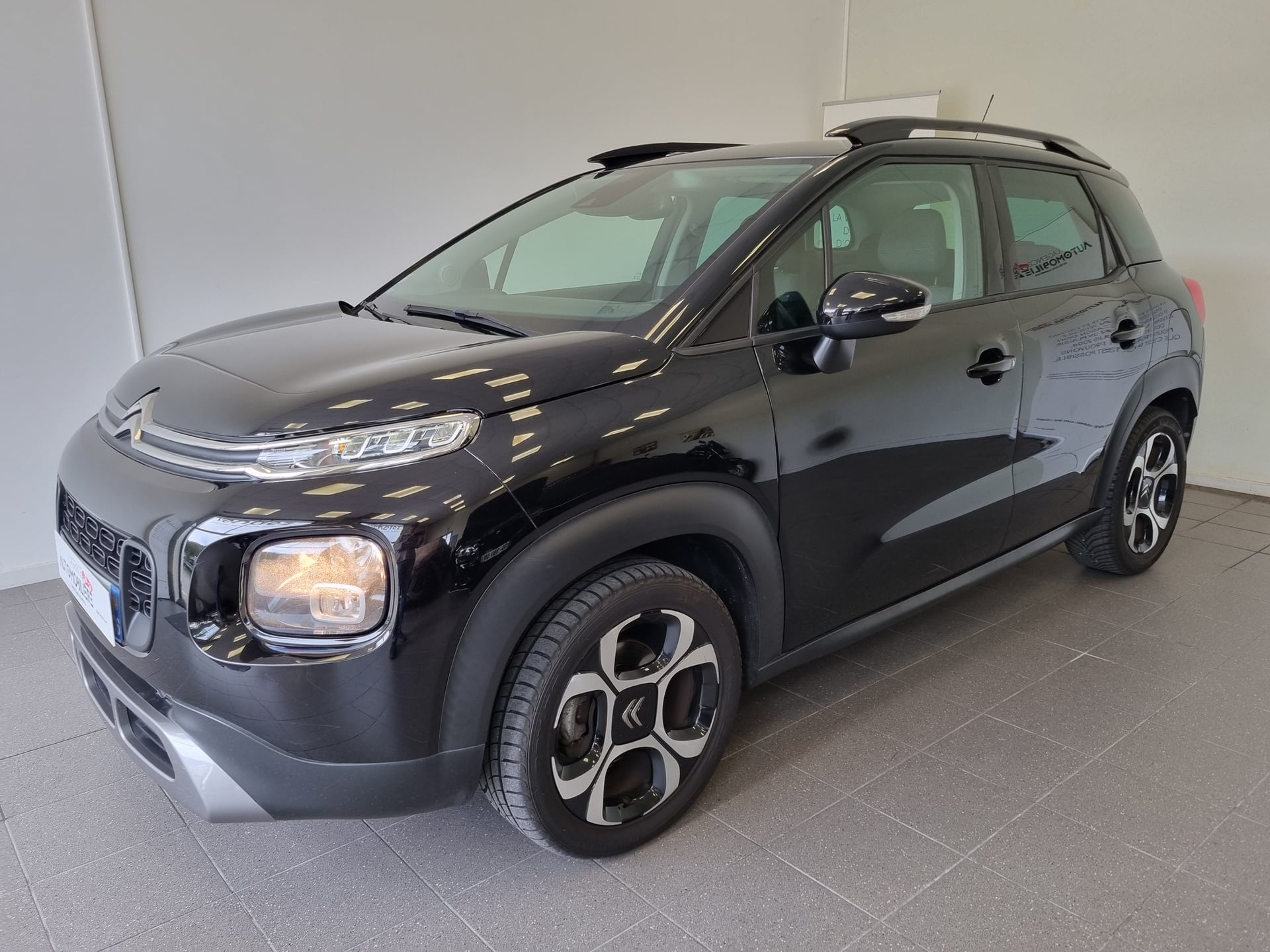 Citroen C3 AIRCROSS 1.2 THP PureTech 12V EAT6 S&S 110 cv BA SHINE Black — 2
