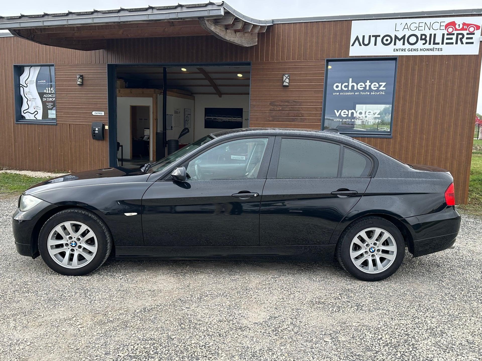 BMW Série 3 318d 2.0 d 143 CH — 2