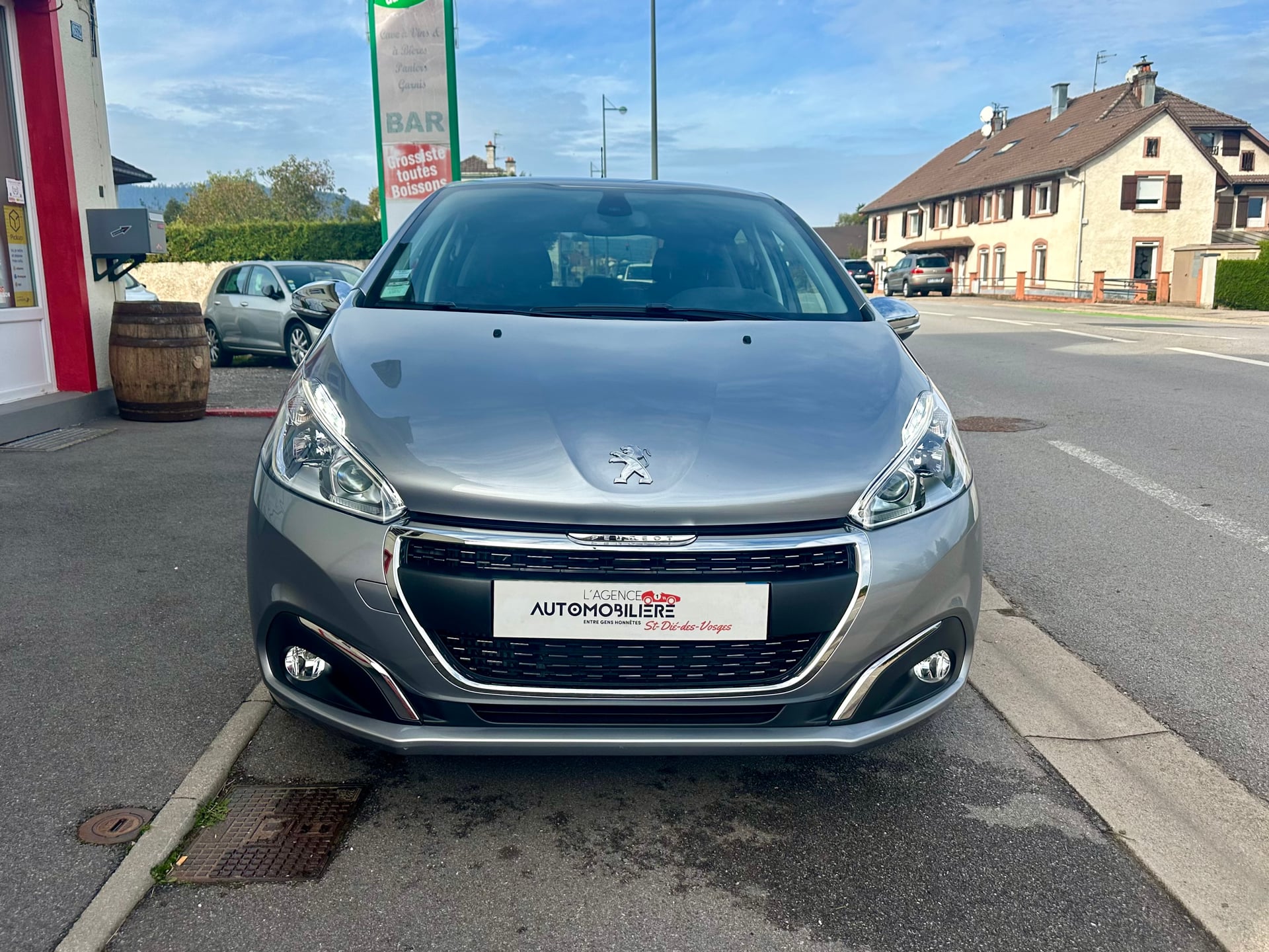 Peugeot 208 1.2 PureTech 100ch Allure — 2