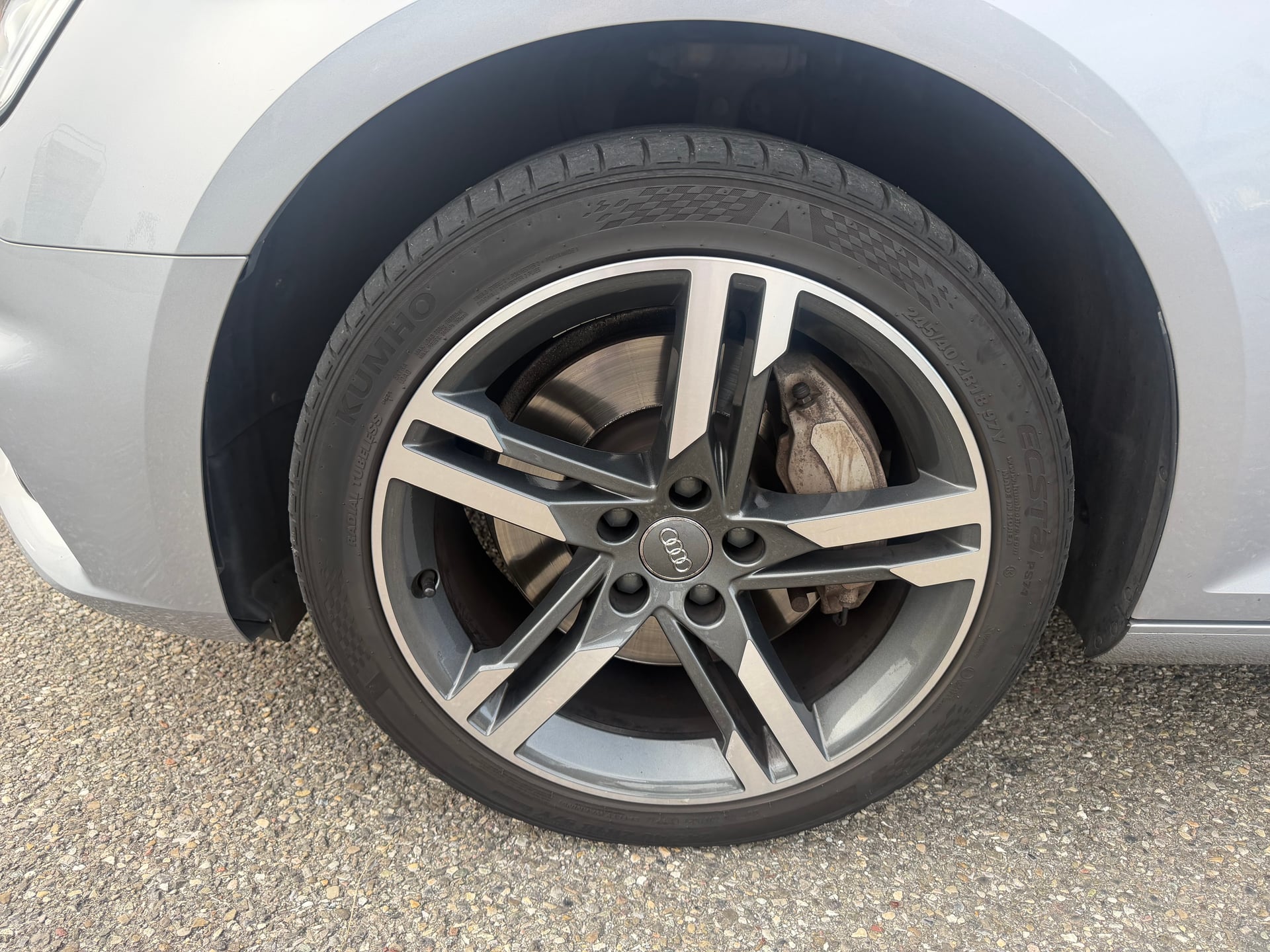 Audi A4 Avant 45 TFSI 245ch S line quattro S tronic 7 — 16