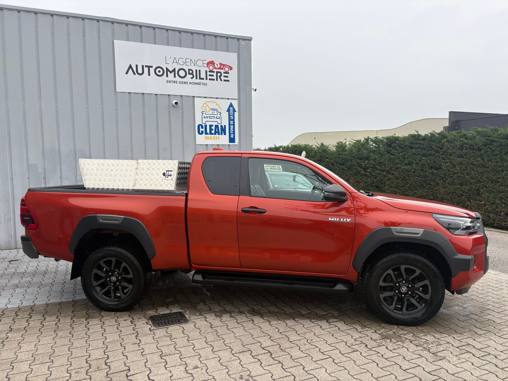 Toyota Hilux (GUN 1./35) Phase 2 2.8 D-4D 16V DPF Pickup double cabine AWD 204 cv Boîte auto — 2