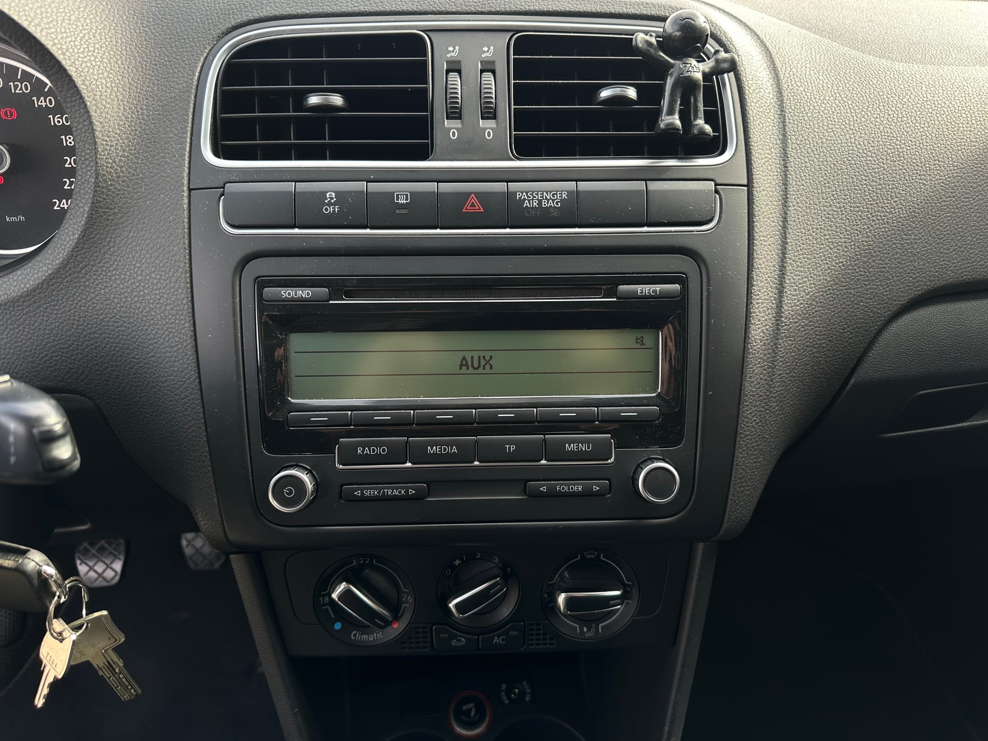 Volkswagen Polo 1.6 TDI 90 CH — 19