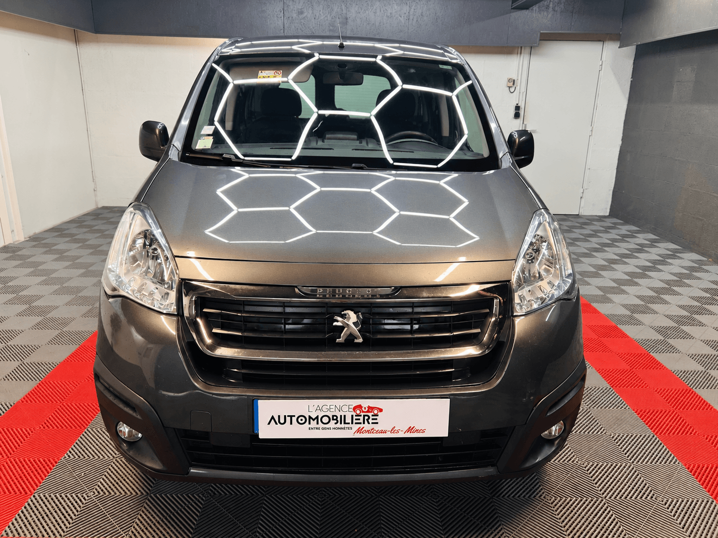 Peugeot Partner (B9) Tepee Phase 2 1.6 Blue HDi FAP 99 cv — 2