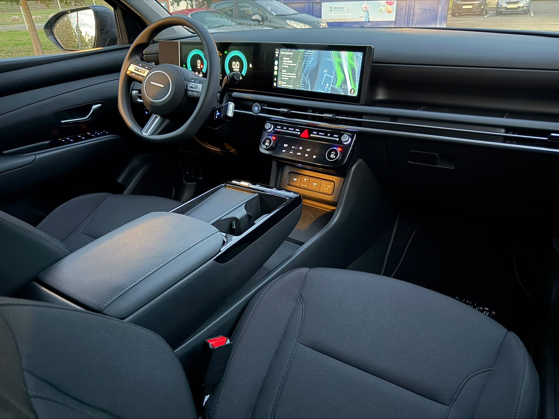 Hyundai Tucson GDI HYBRID 215 1.6T Finition INITIA — 24