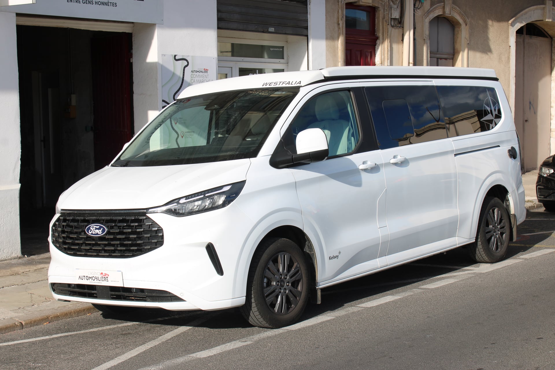 Ford Transit Custom TITANIUM — 30