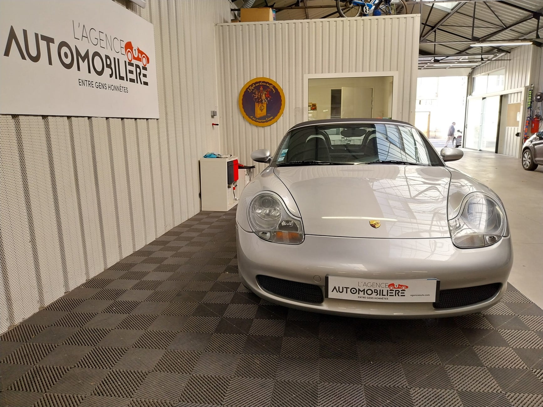 Porsche Boxster 2.7 220 ch — 2