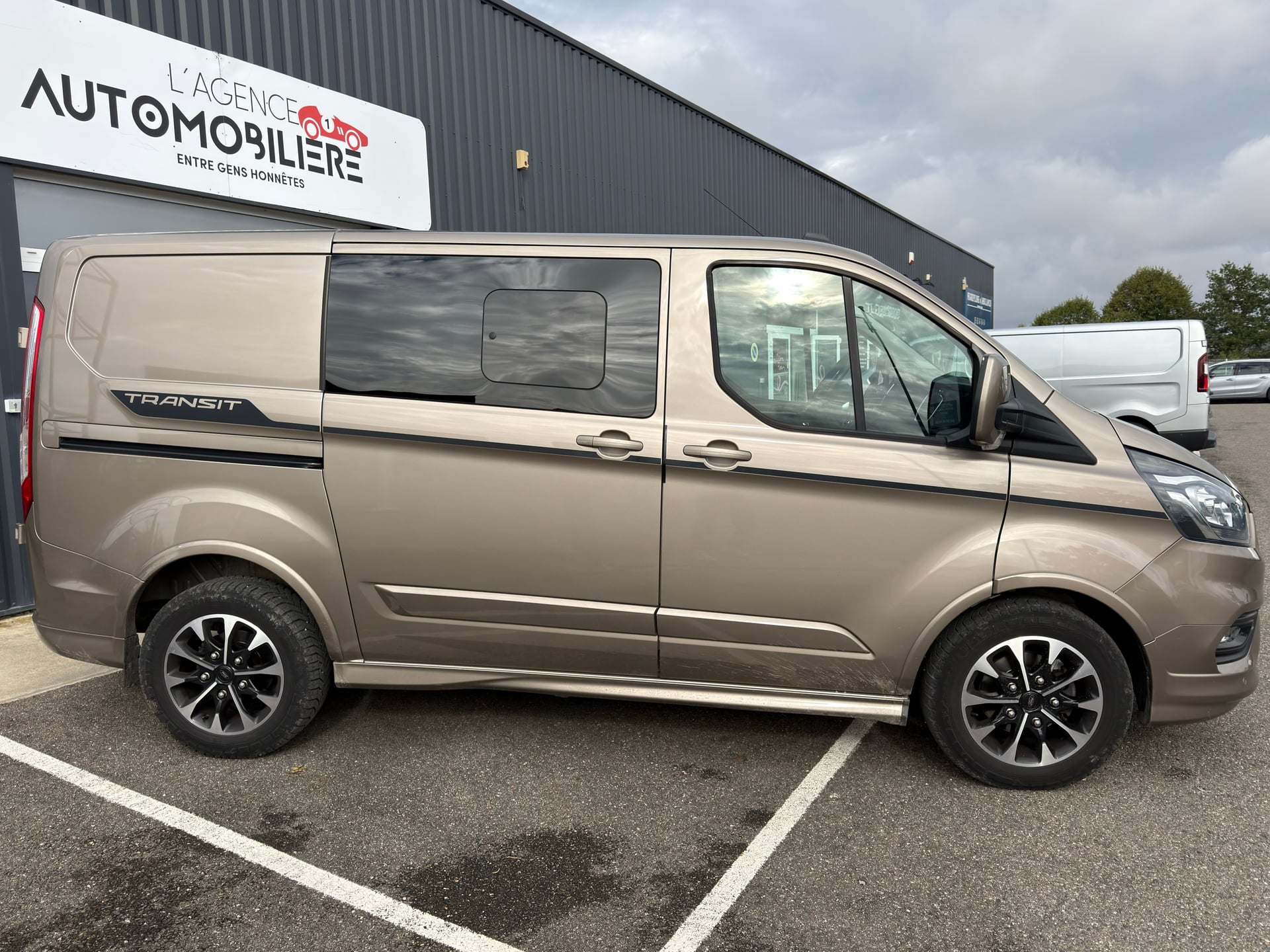 Ford Transit Custom 2.0L TDCI 185CH SPORT — 2