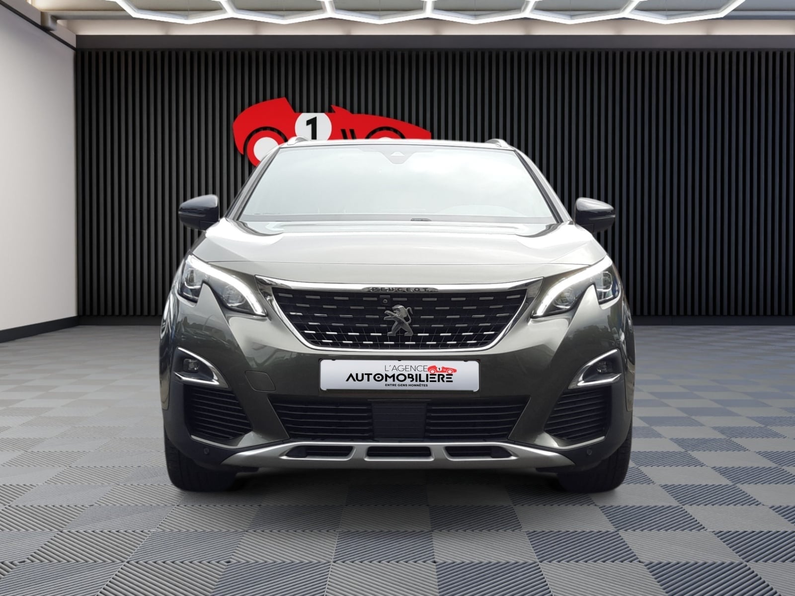 Peugeot 5008 1.2i GT Line 131CH Boite EAT6/ Garantie 12 Mois — 2