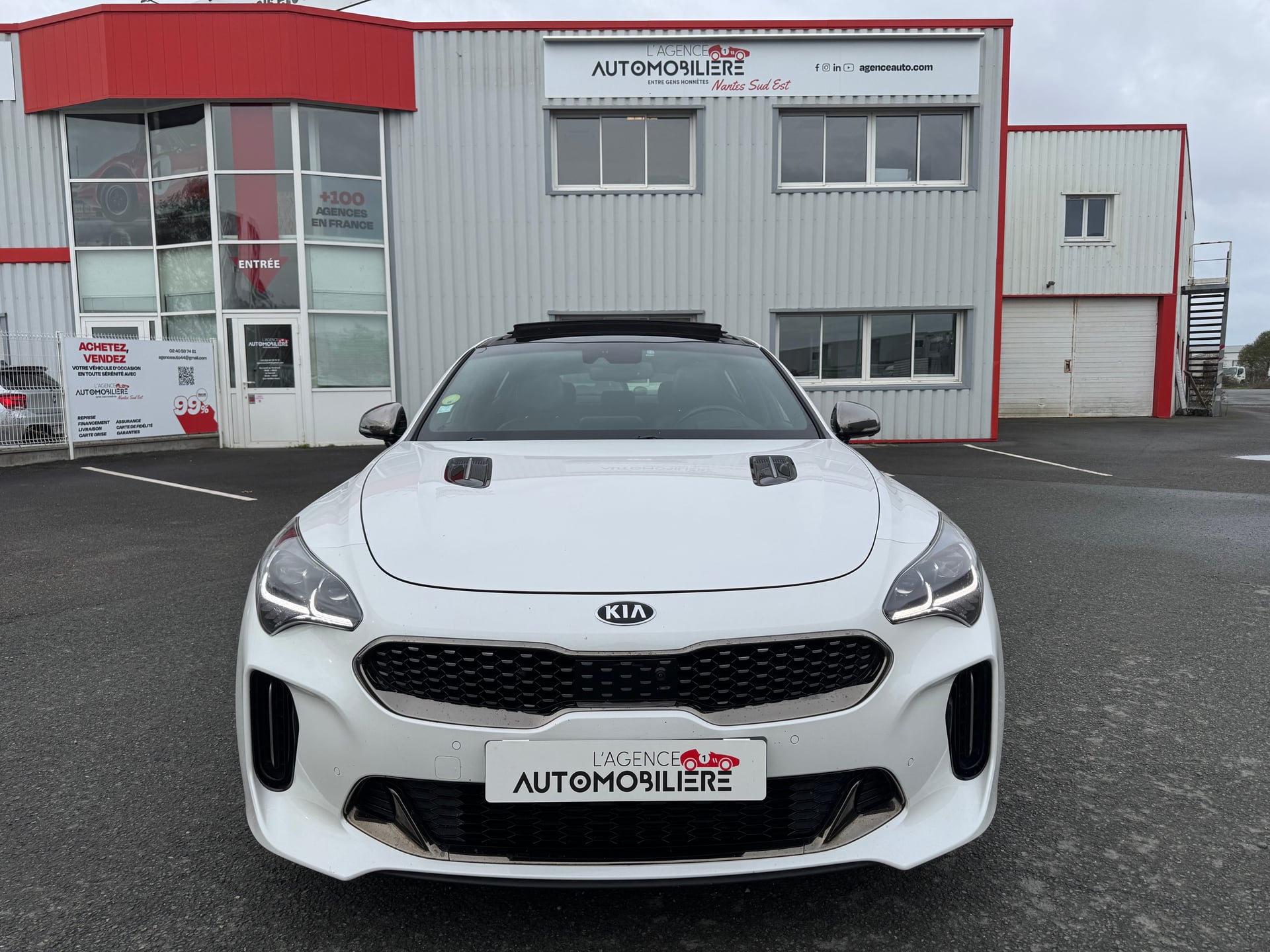Kia Stinger 2.2 CRDI 200 4X2 BVA8 GT LINE | ATTELAGE | TOIT OUVRANT | GARANTIE 12 MOIS — 2