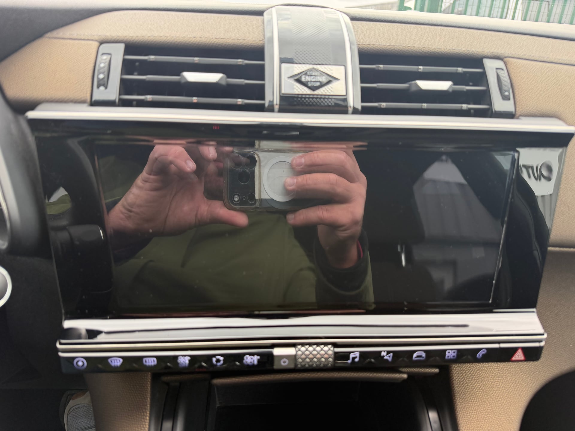DS Ds 7 crossback BUSINESS — 18