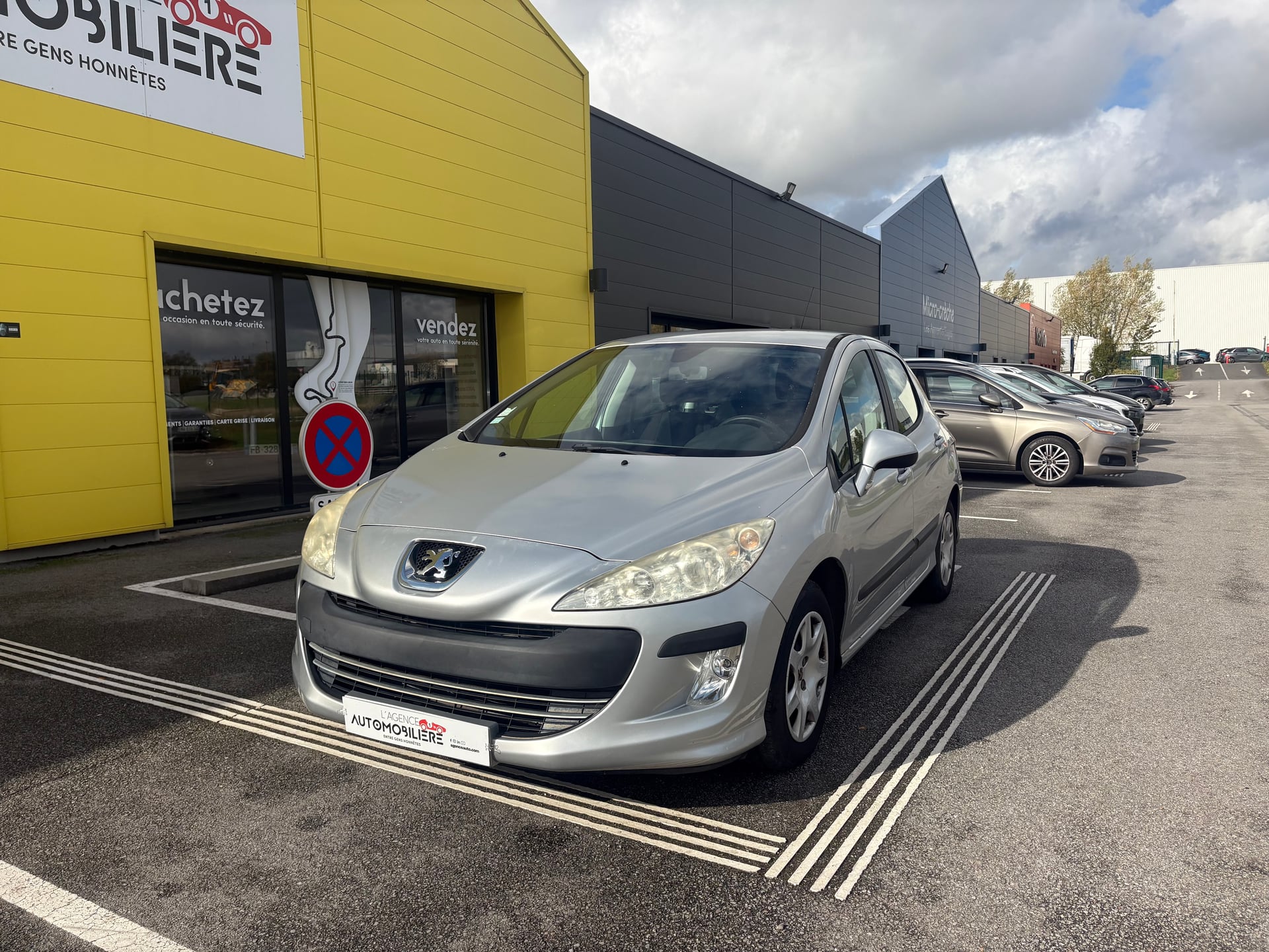 Peugeot 308 1.6 HDI 92CH Confort Pack