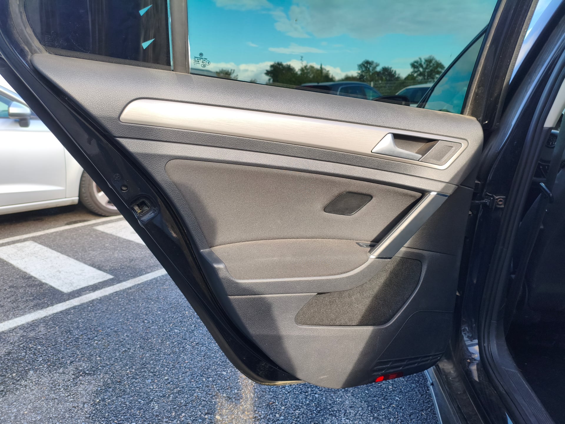 Volkswagen Golf 1.6 TDI 105 EDITION — 22