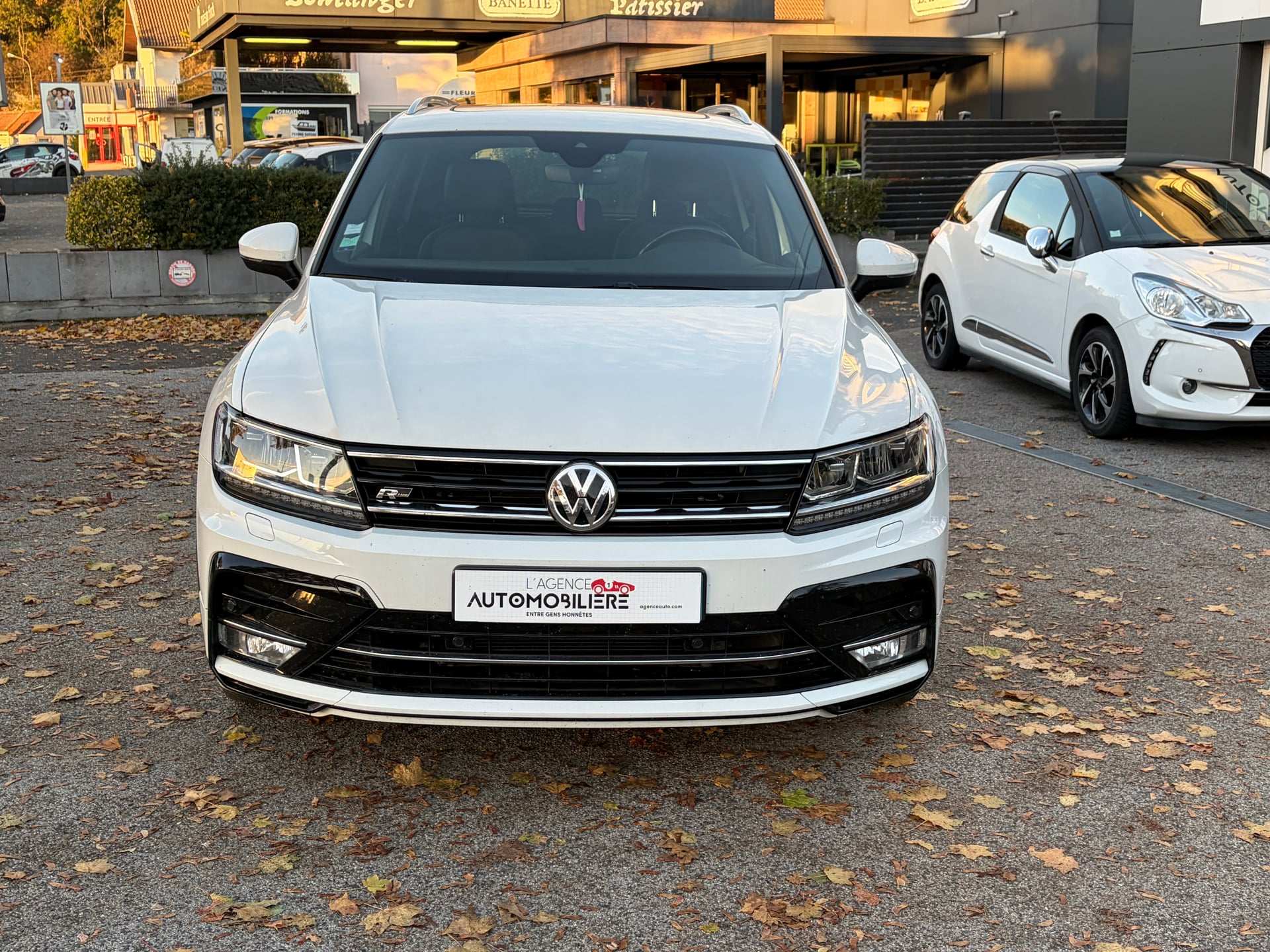 Volkswagen Tiguan 2.0 TDI 150 R-LINE 4MOTION — 2