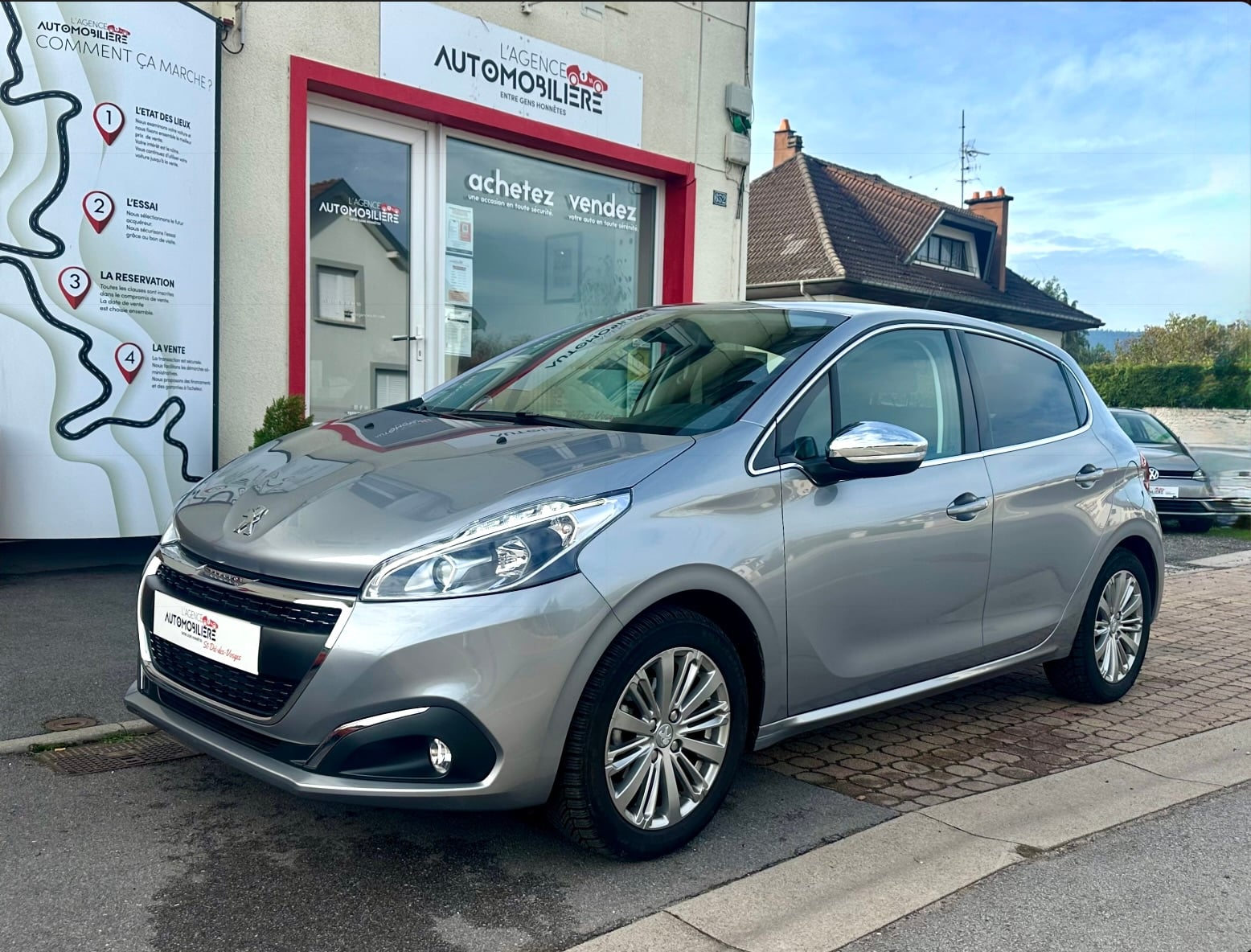 Peugeot 208 1.2 PureTech 100ch Allure