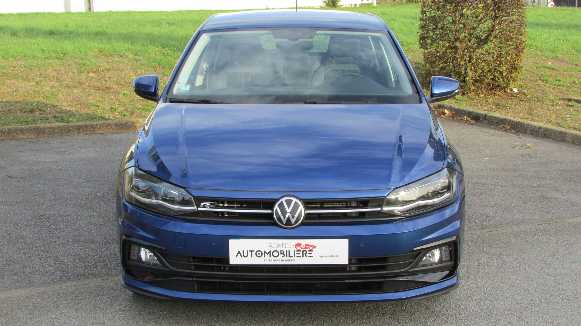 Volkswagen Volkswagen Polo 6 1,0L TSI 110 BVM6 R-LINE — 2