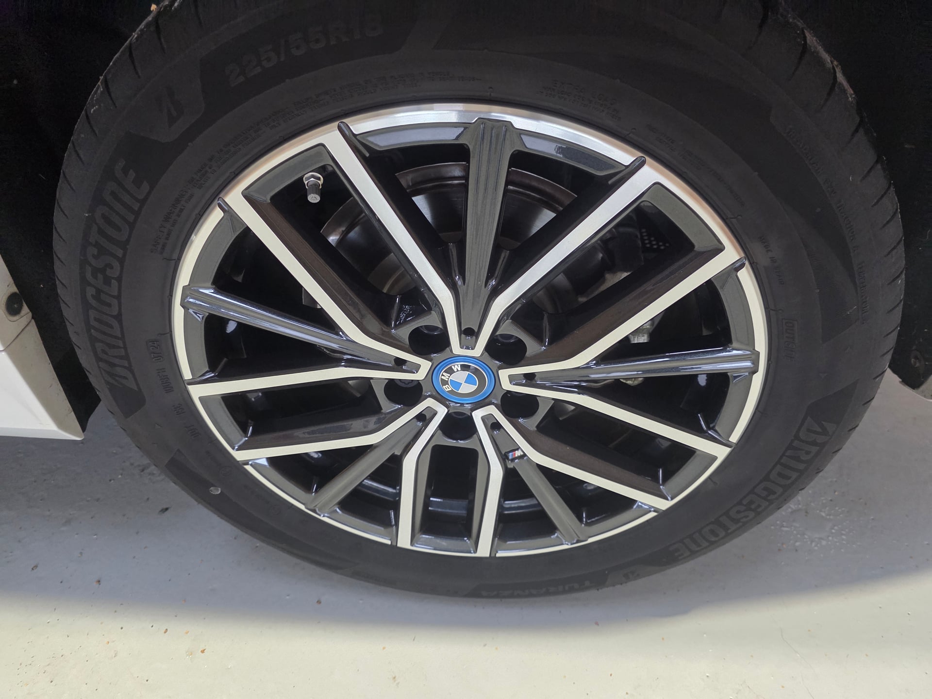 BMW iX1 Edrive20 204 M SPORT — 51