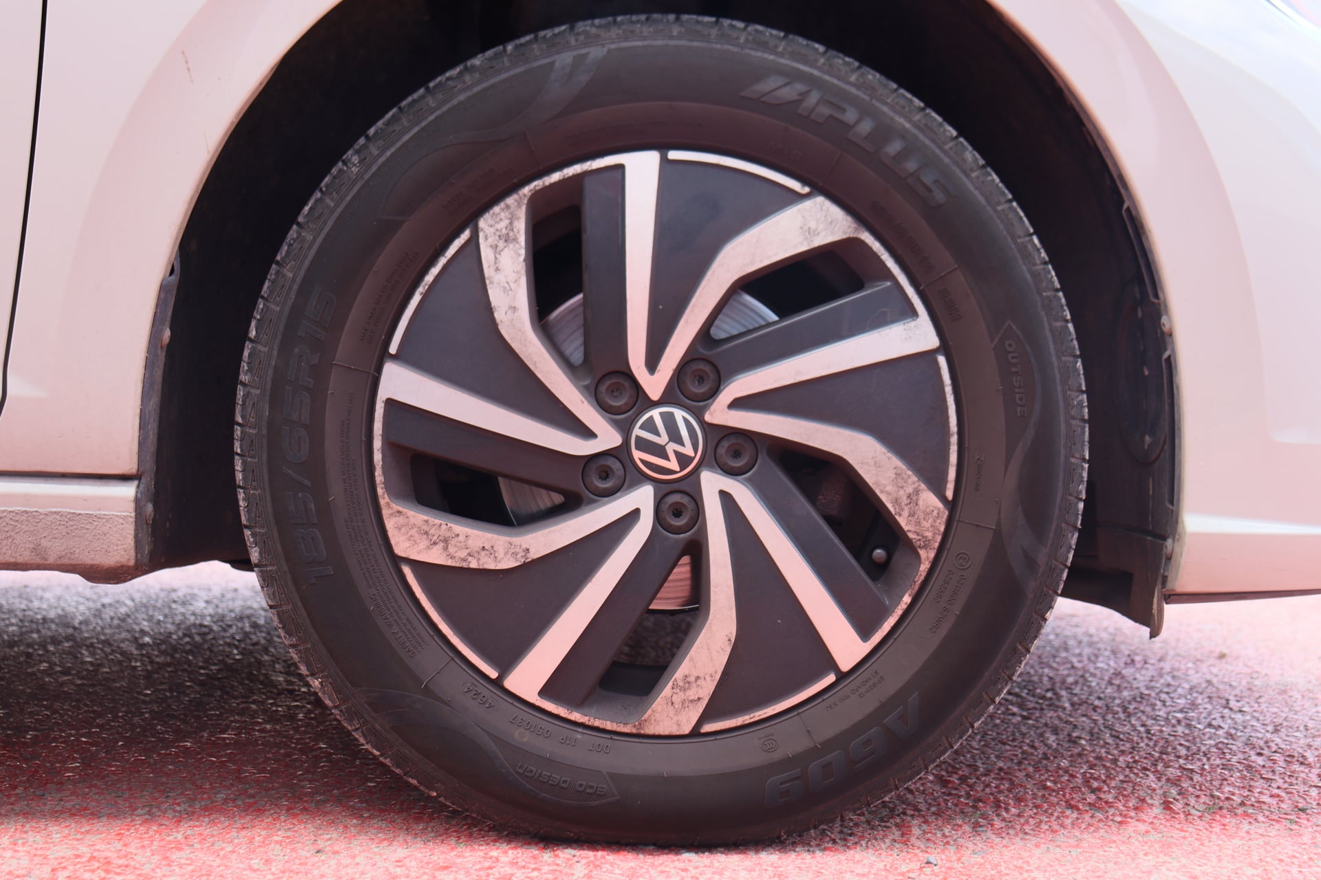 Volkswagen Polo Business — 28