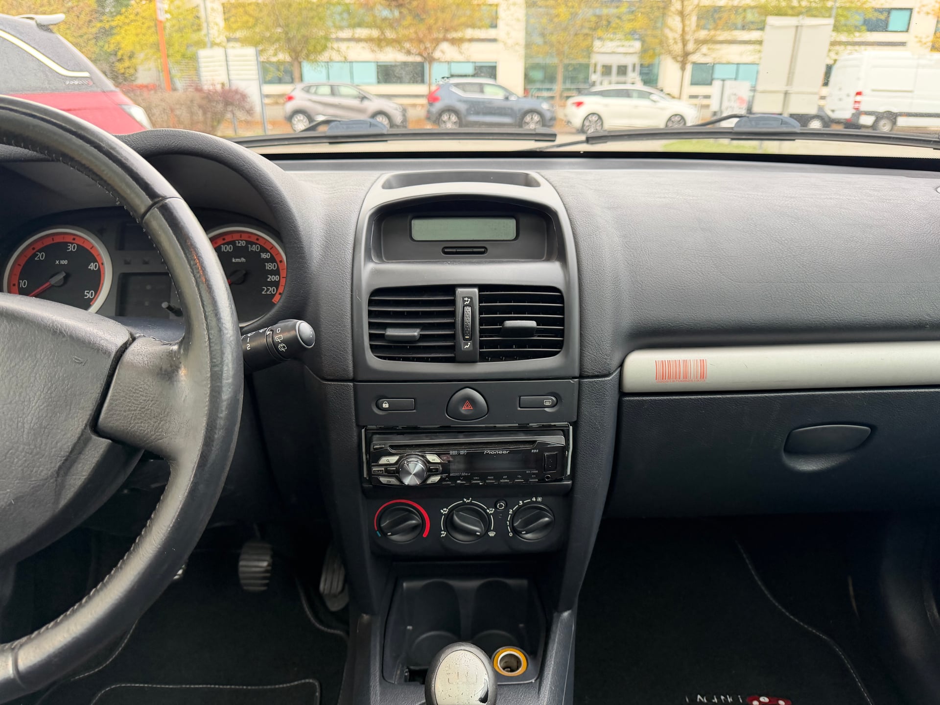 Renault Clio 1.5 DCI / Sport dynamique — 22
