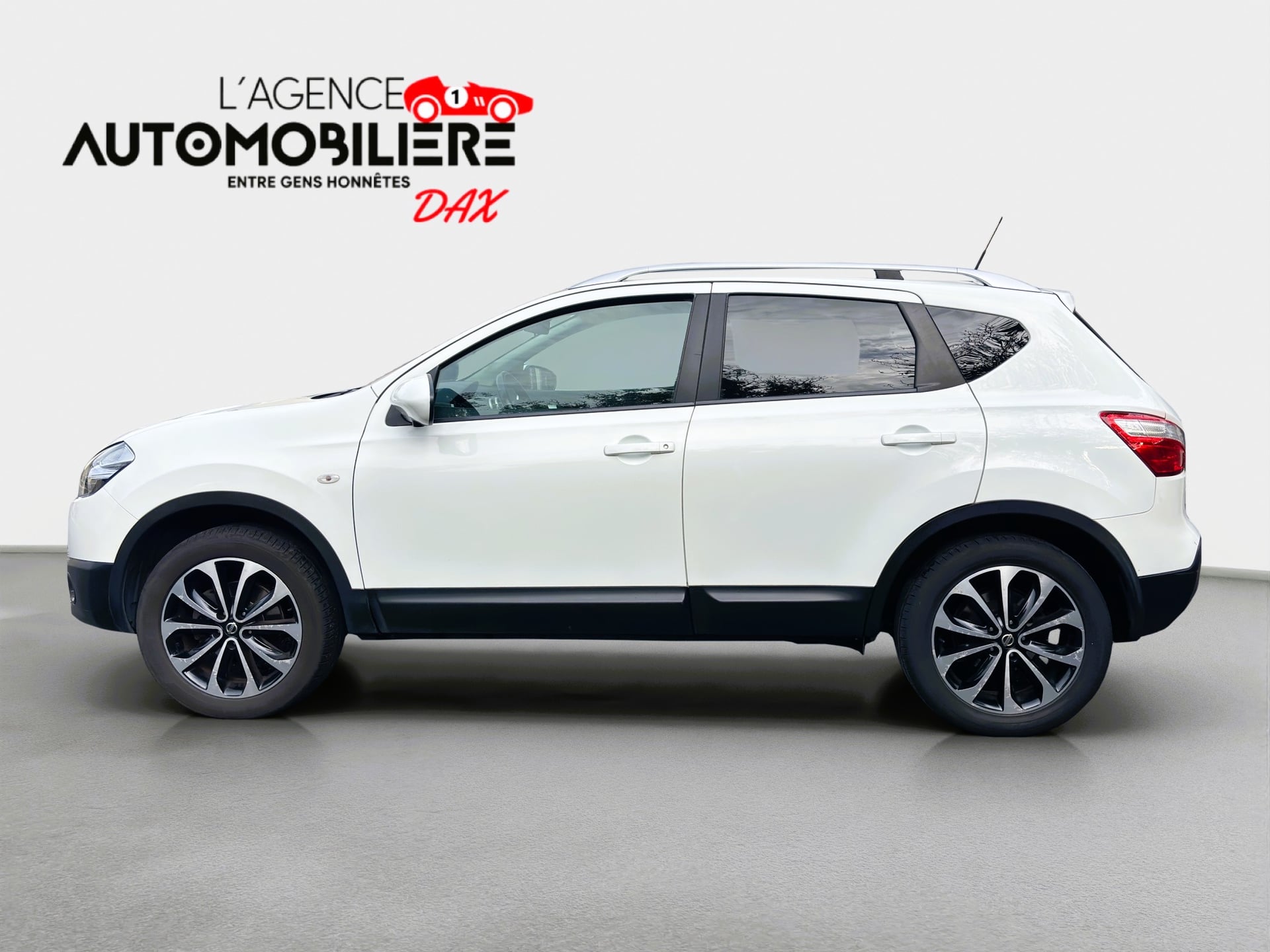 Nissan Qashqai NISSAN QASHQAI (2) 1.5 DCI 110 FAP CONNECT EDITION — 57