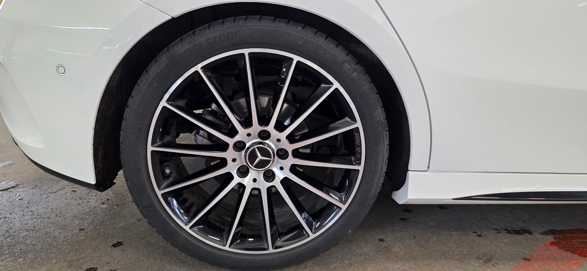 Mercedes-Benz Classe A 200D 150ch AMG LINE EDITION 8G-DCT - 1Ere main — 34