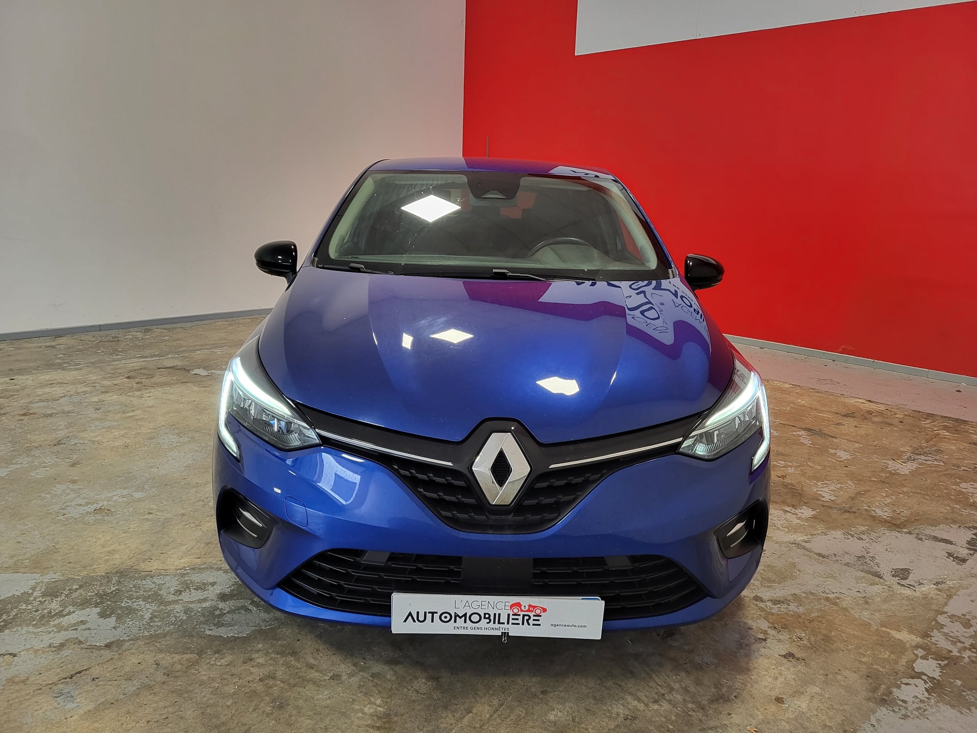 Renault CLIO V 1.0 TCE 90 EVOLUTION BVM6 + CARPLAY — 2