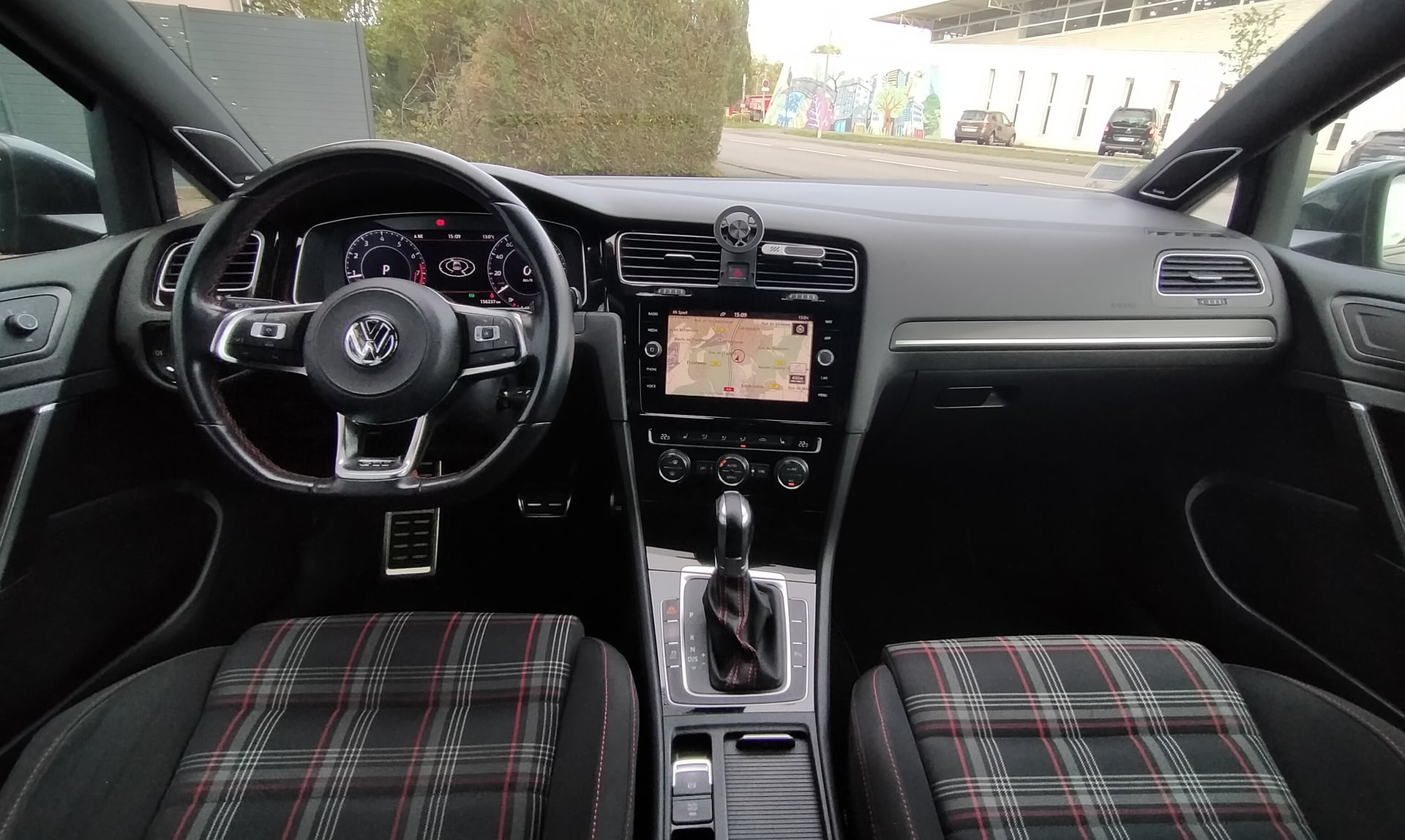 Volkswagen Golf 2.0 TSI 245ch GTI Performance DSG7 5p — 40