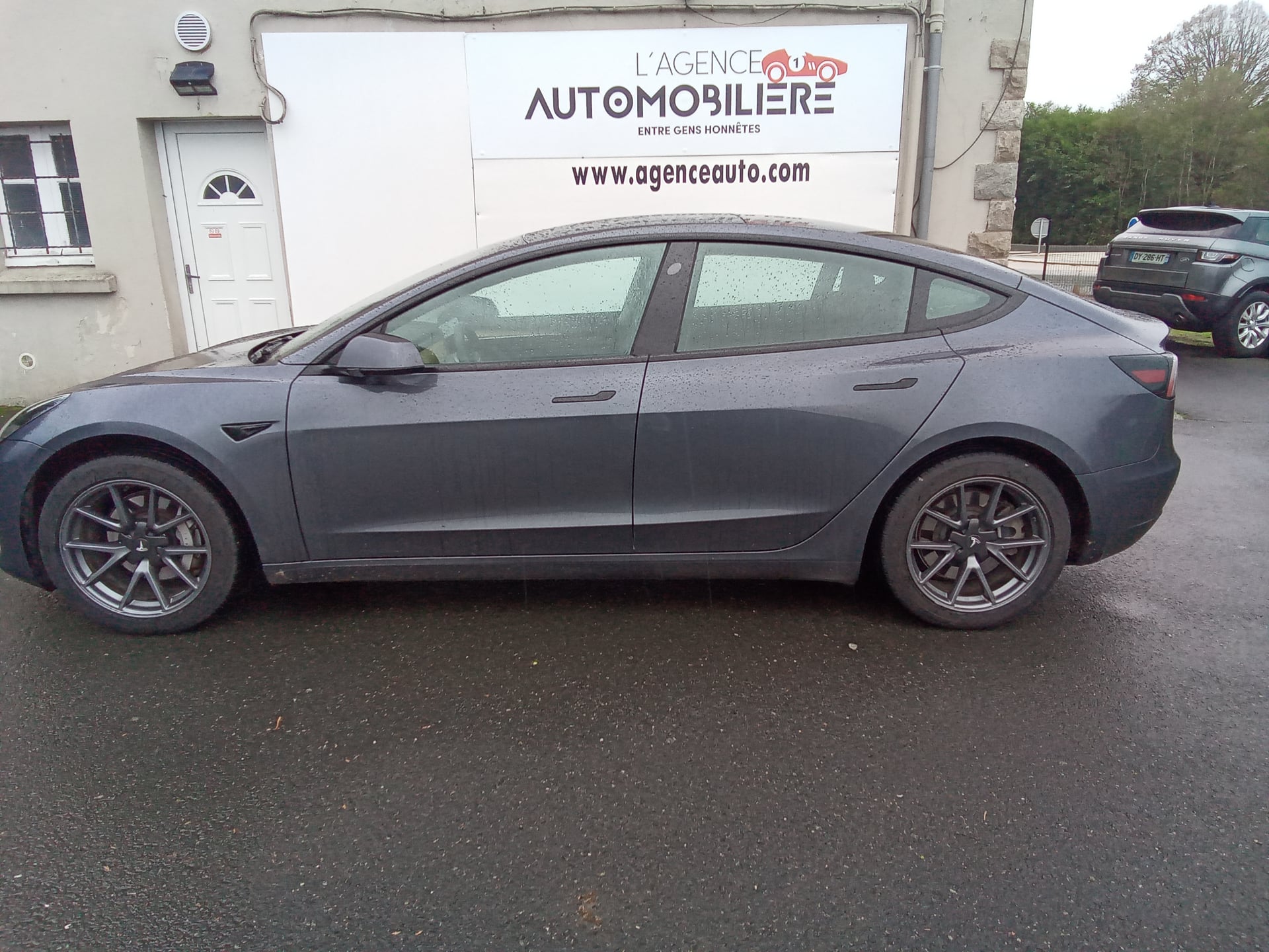 Tesla Model 3 Standard Range Plus 285ch 60kwh — 2