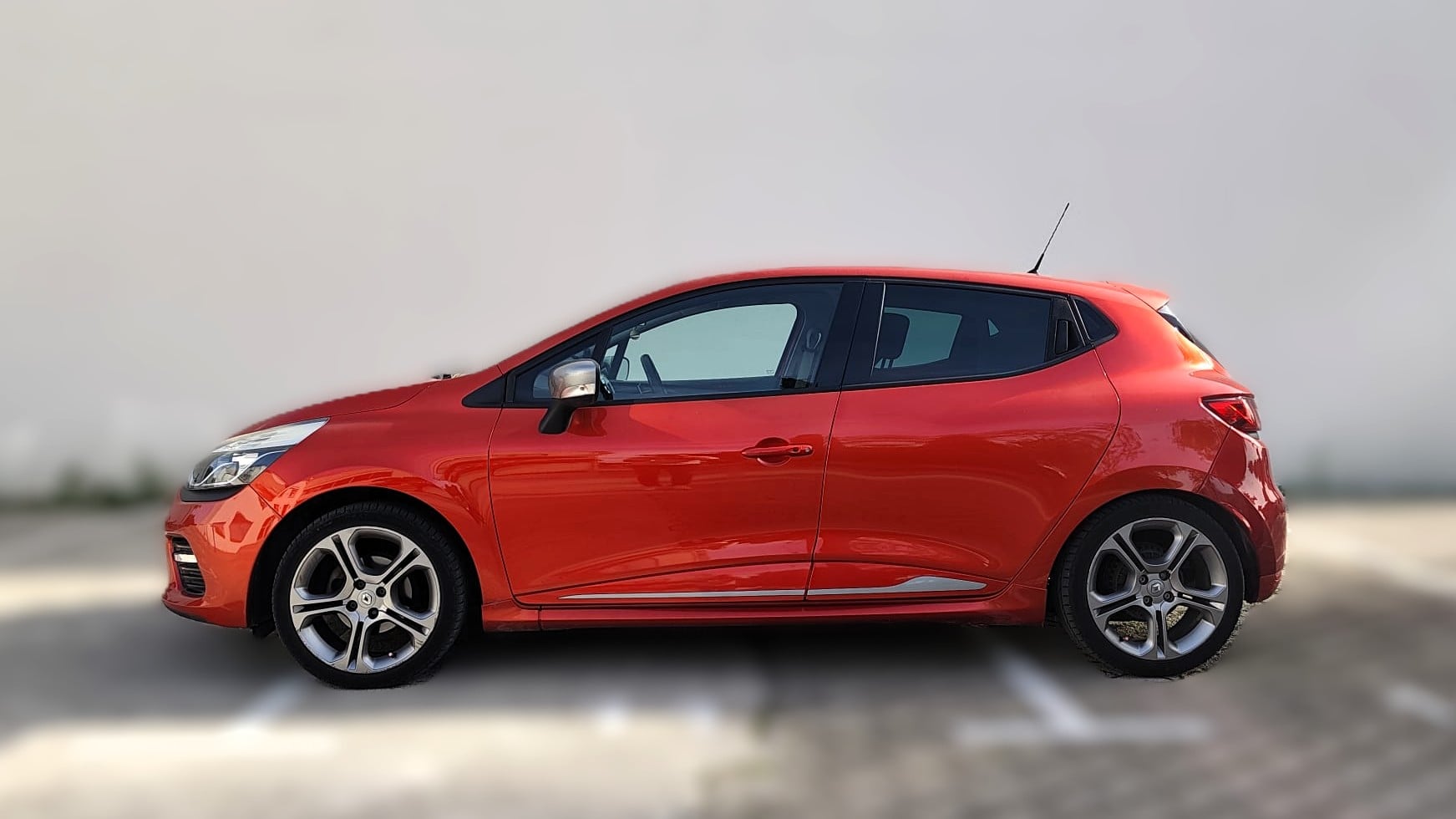 Renault Clio IV TCE 120 GT BVA — 2