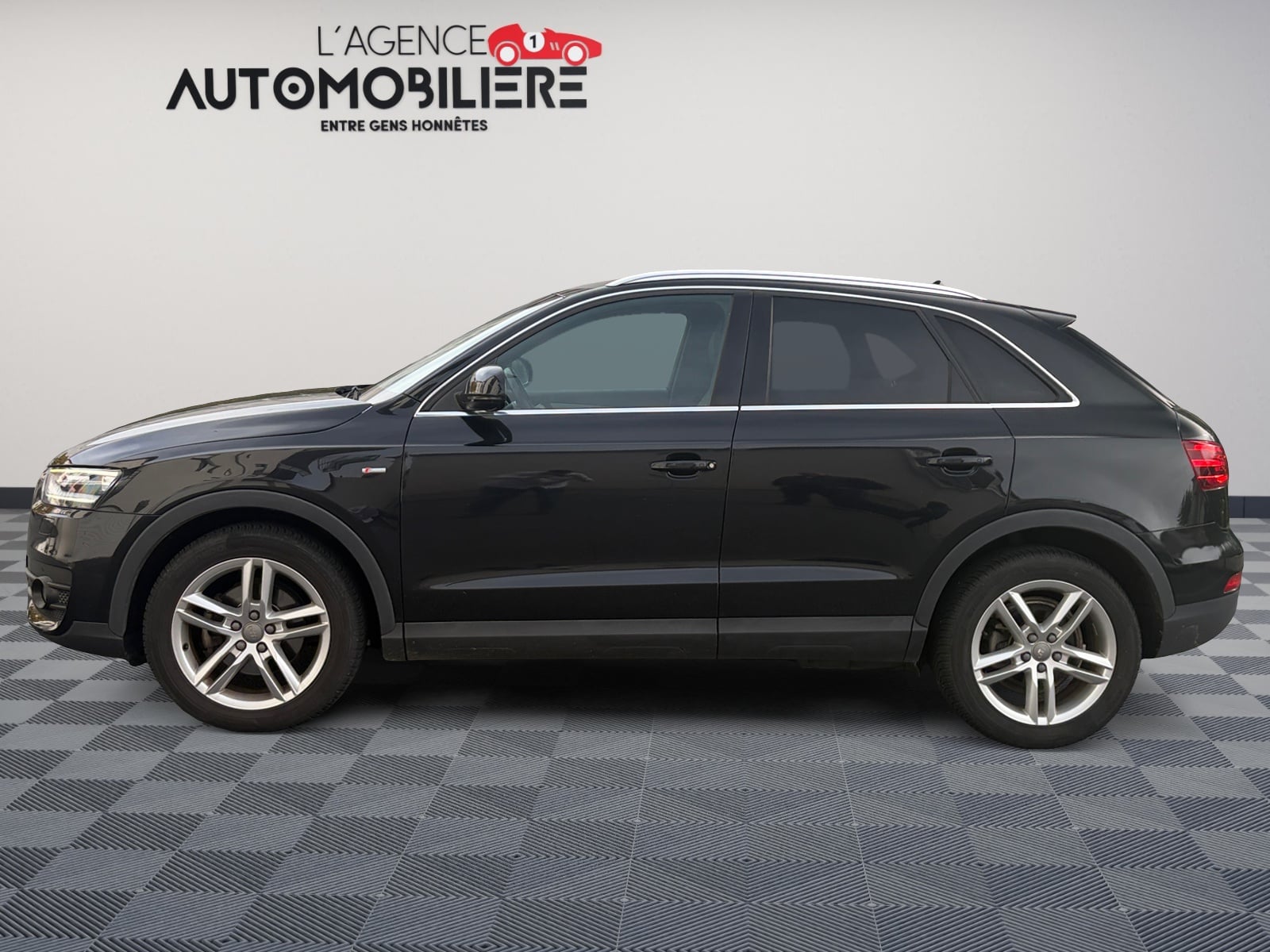 Audi Q3 2.0l tdi 177 ch Quattro S-line S-tronic — 2