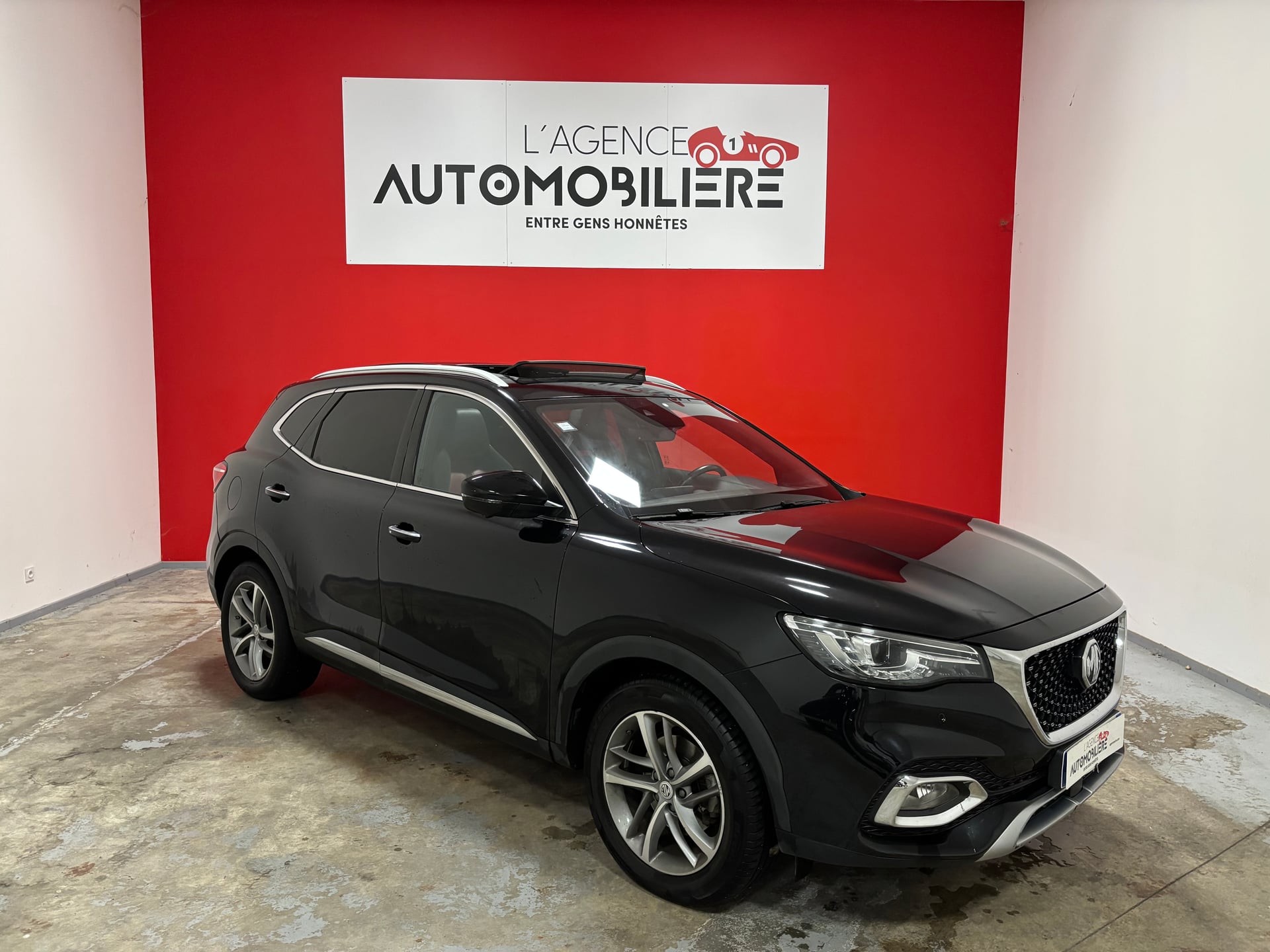 MG EHS luxury