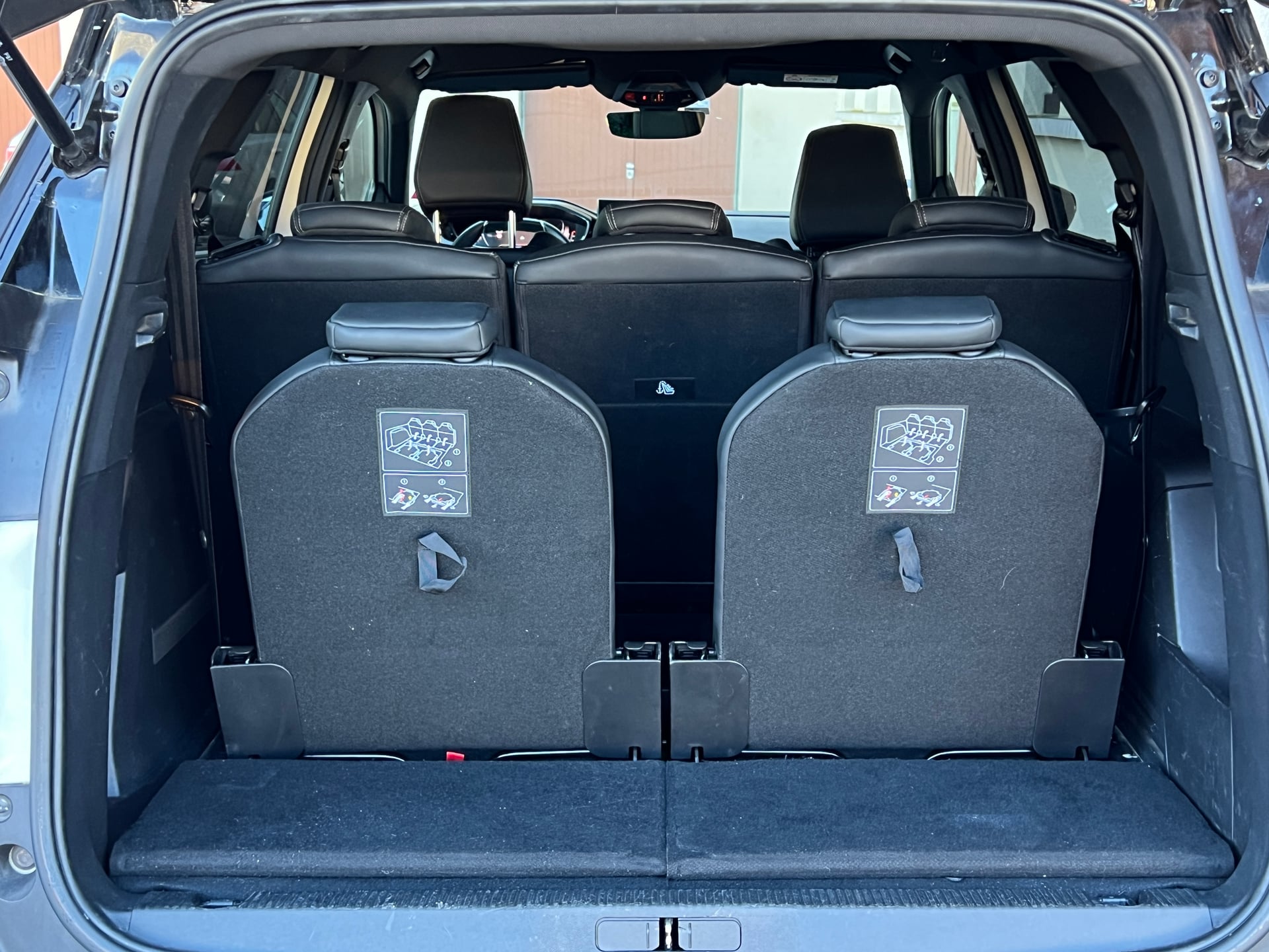 Peugeot 5008 1.5 Bluehdi 130ch GT BVA EAT8 — 43
