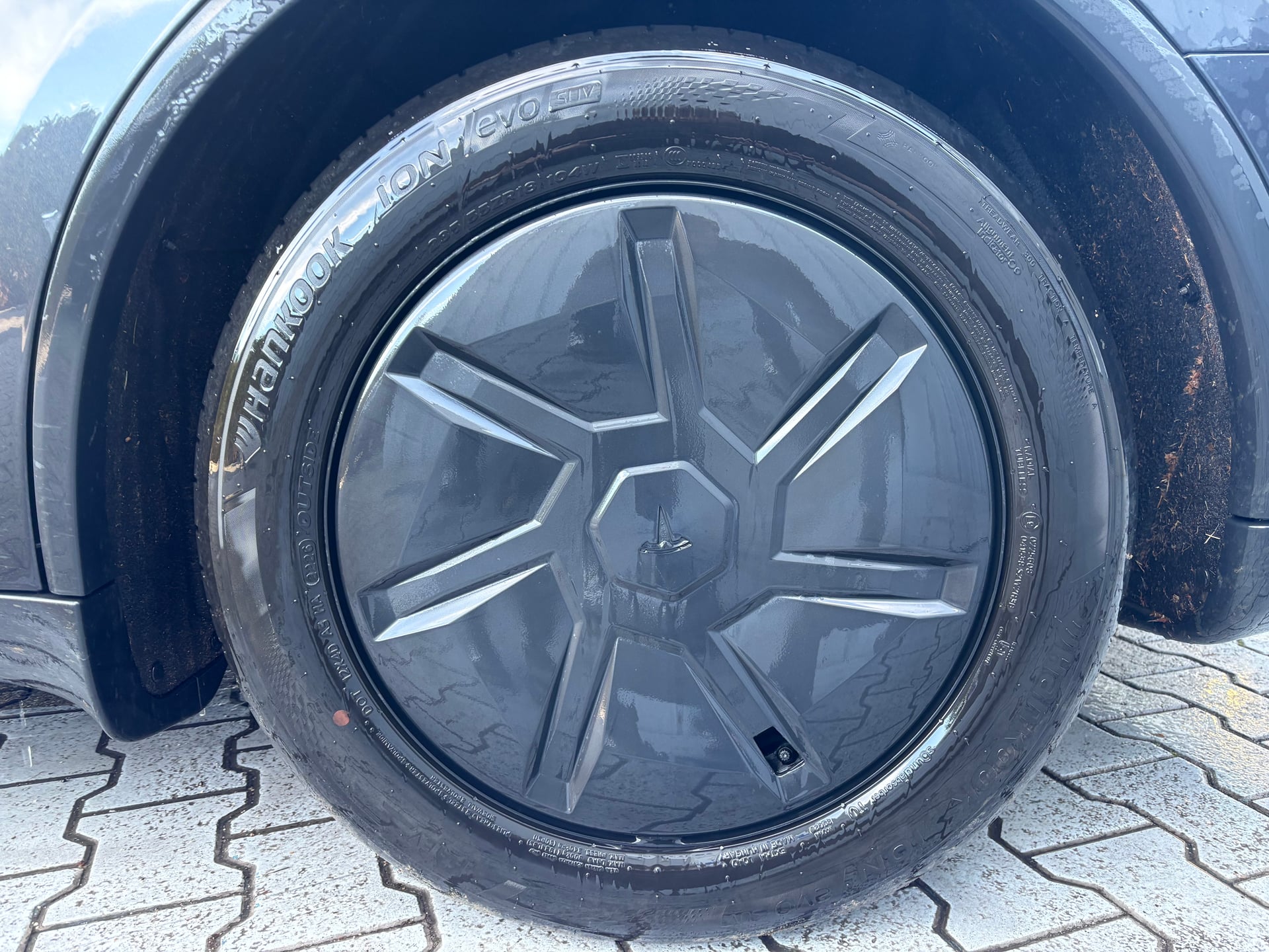 Tesla Model Y 300cv — 26