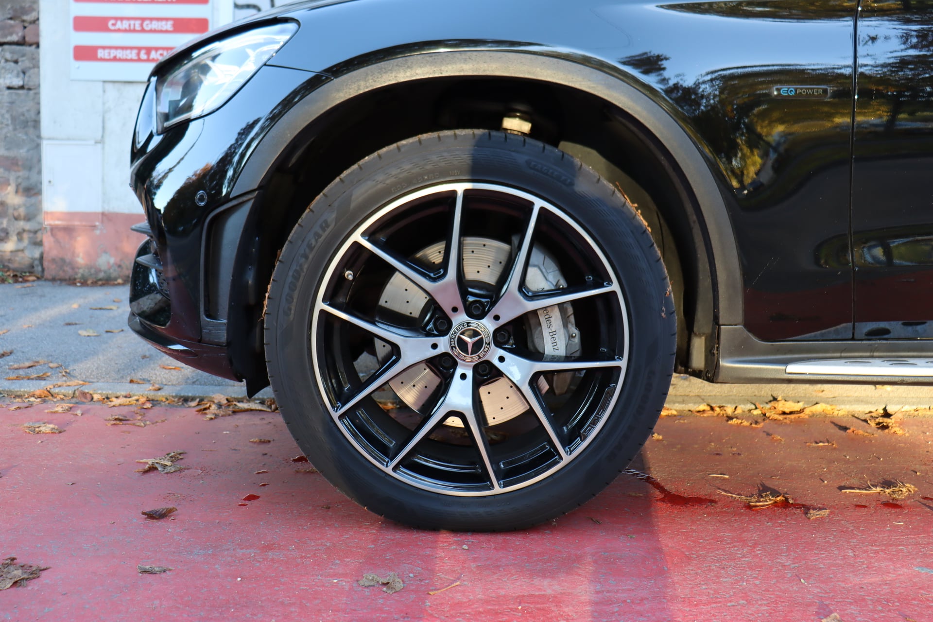 Mercedes-Benz Classe GLC 300e EQ POWER 320 AMG Line 4Matic 9G-Tronic (Suivi Mercedes) — 40