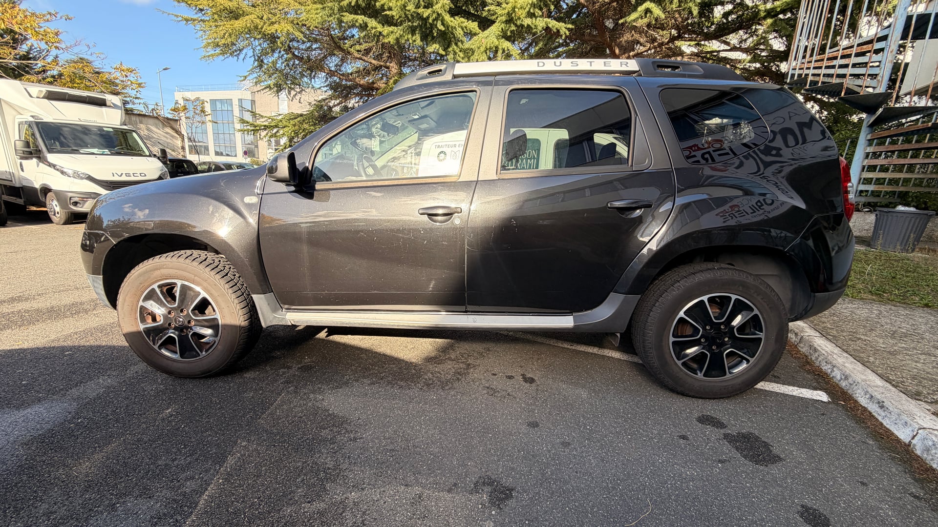 Dacia Duster Phase 2 SUV 1.5 dCi 4x2 109 cv — 27