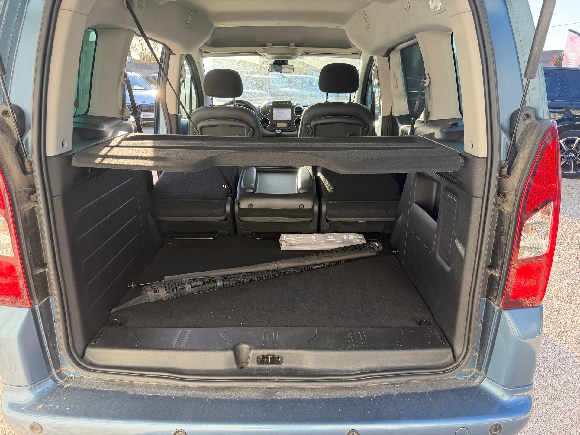 Citroen Berlingo MULTISPACE SHINE 110 BVM5 — 23