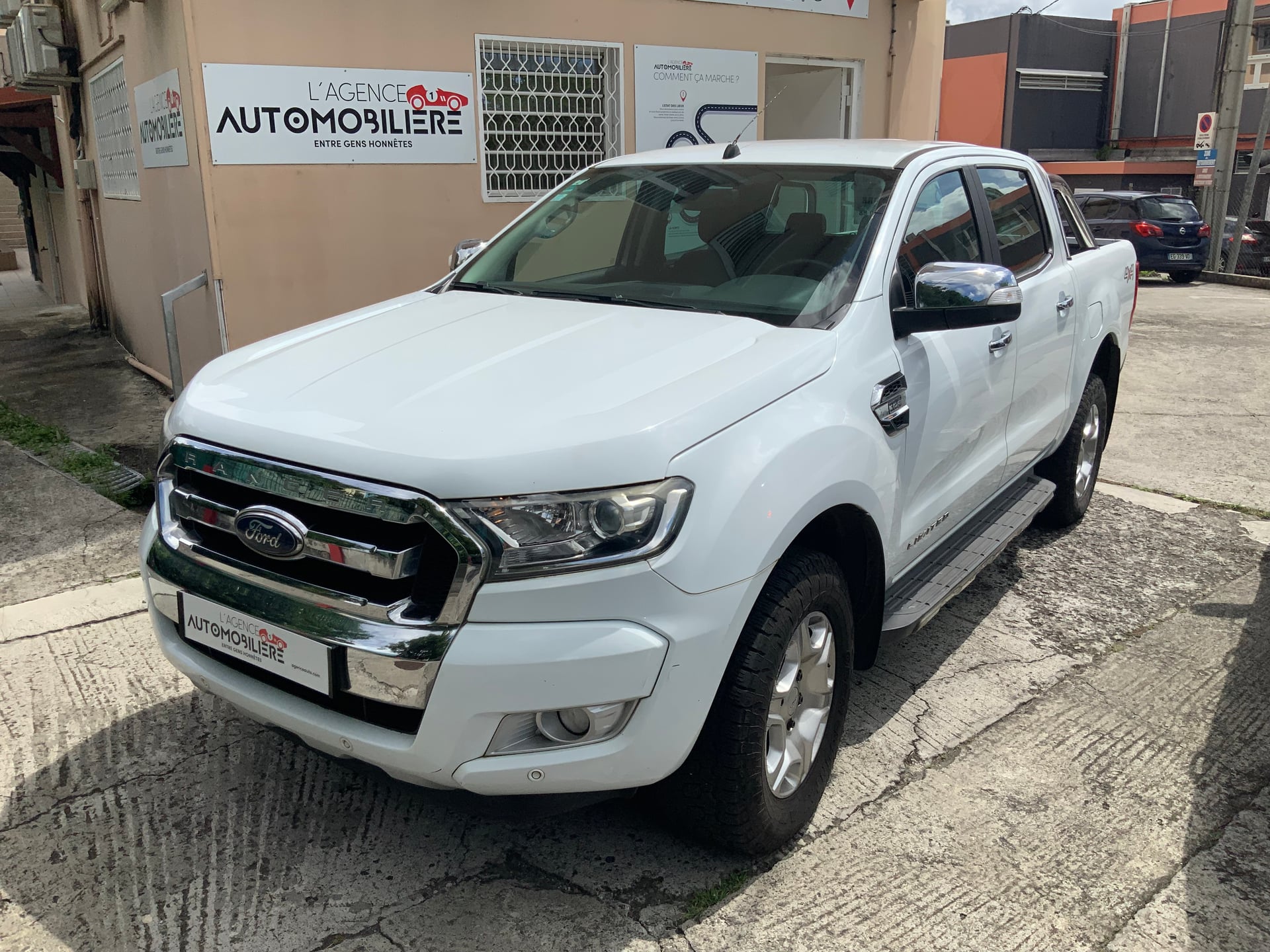Ford Ford Ranger 3 III(2) 3.2 TDCI 200 AUTO DOUBLE CAB LIMITED