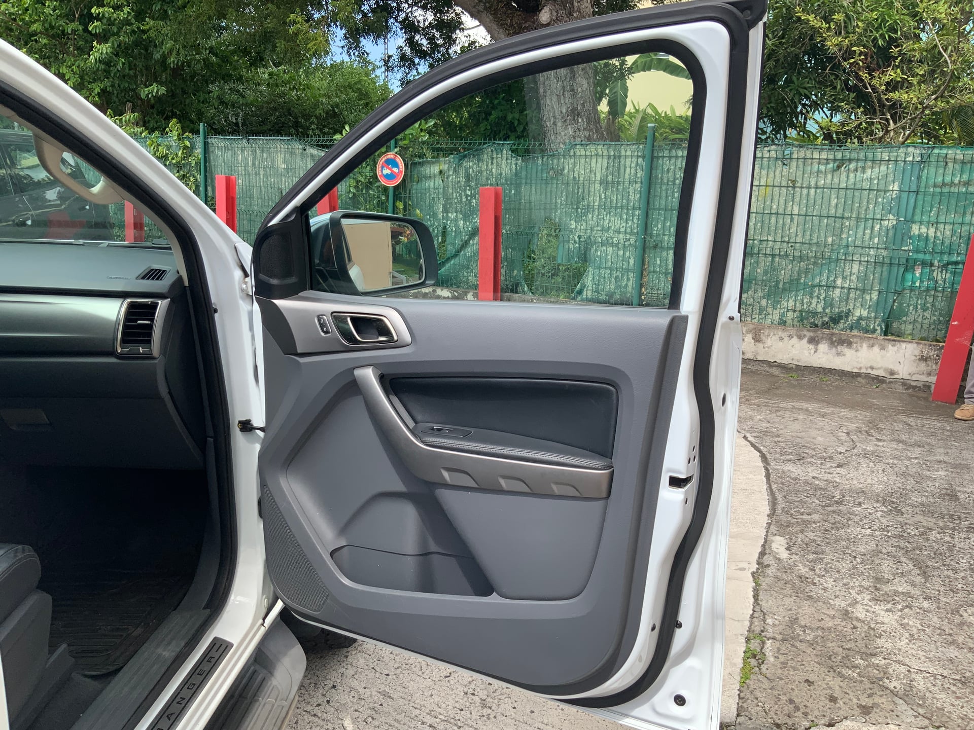 Ford Ford Ranger 3 III(2) 3.2 TDCI 200 AUTO DOUBLE CAB LIMITED — 2