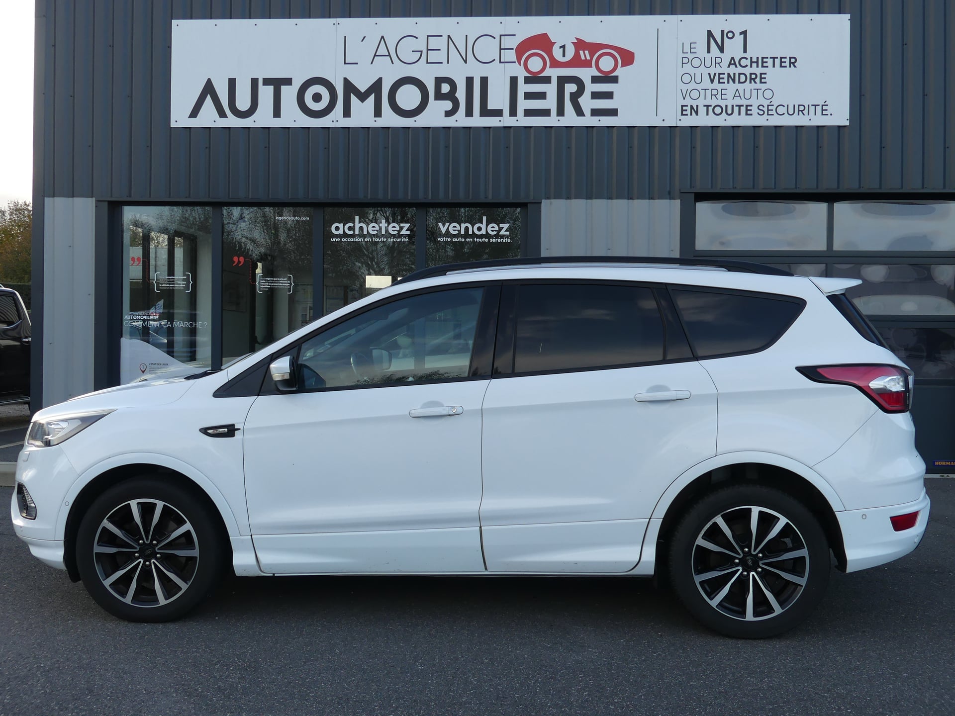 Ford Kuga ST LINE 150 CV BVM 6 — 2
