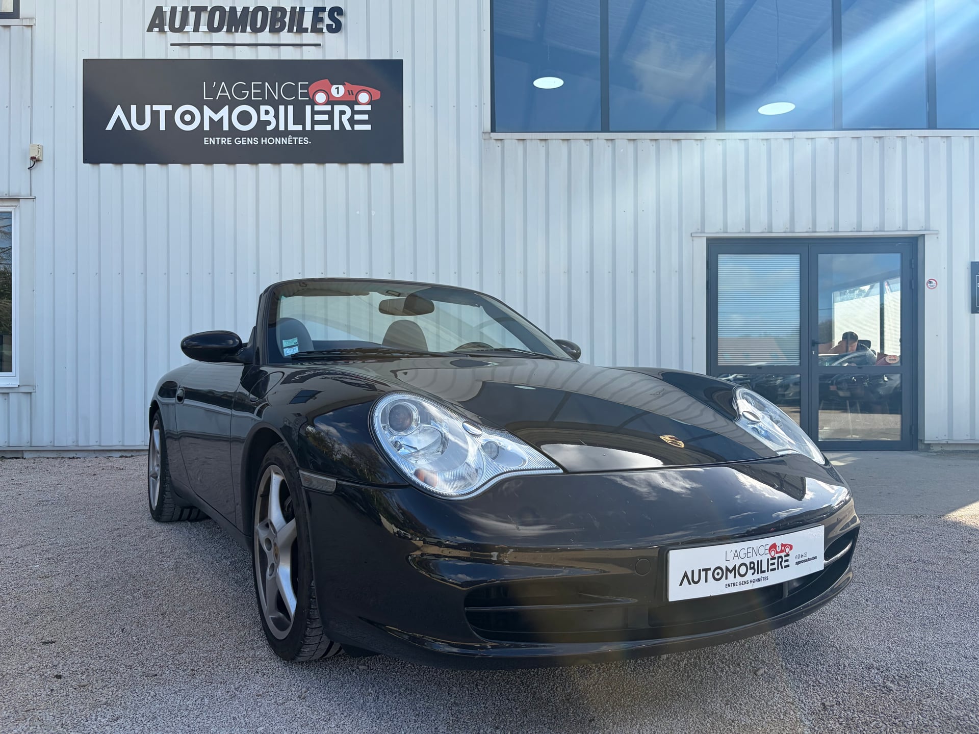Porsche 911 CARRERA 4 CABRIOLET 3.6 320CH BVA