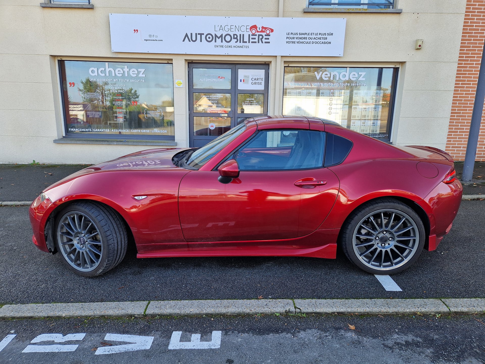 Mazda MX-5 IV RF 2.0 SKYACTIVE-G 184 SELECTION — 2